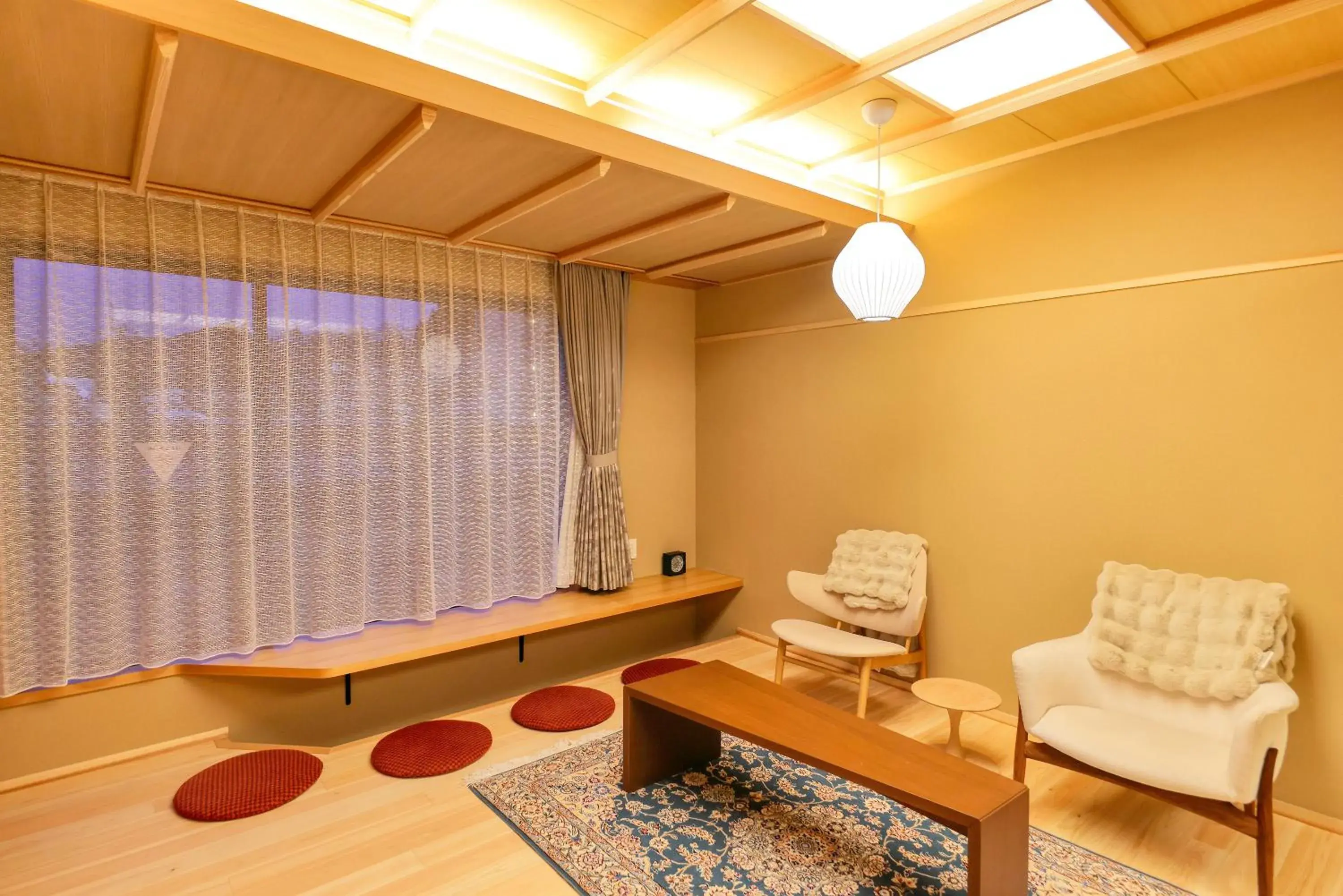 Living room, Bathroom in Honjin Hiranoya Kachoan