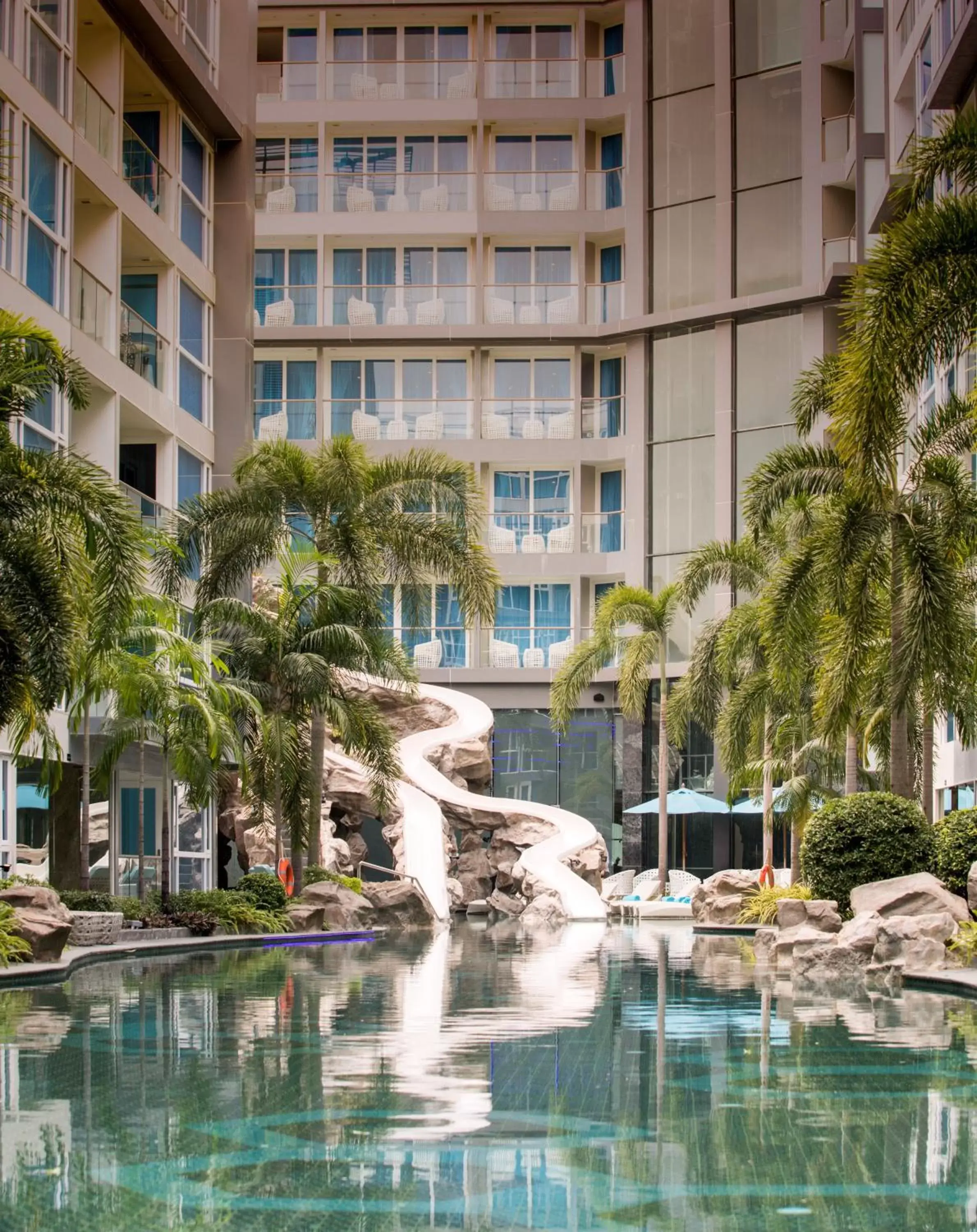 Swimming Pool in Centara Azure Hotel Pattaya