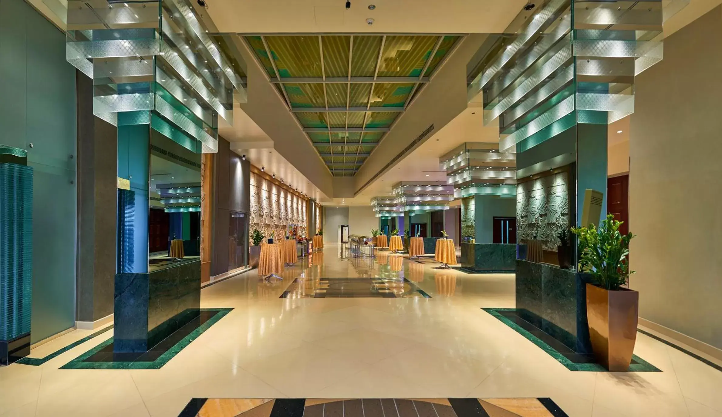 Banquet/Function facilities, Lobby/Reception in Millennium Airport Hotel Dubai
