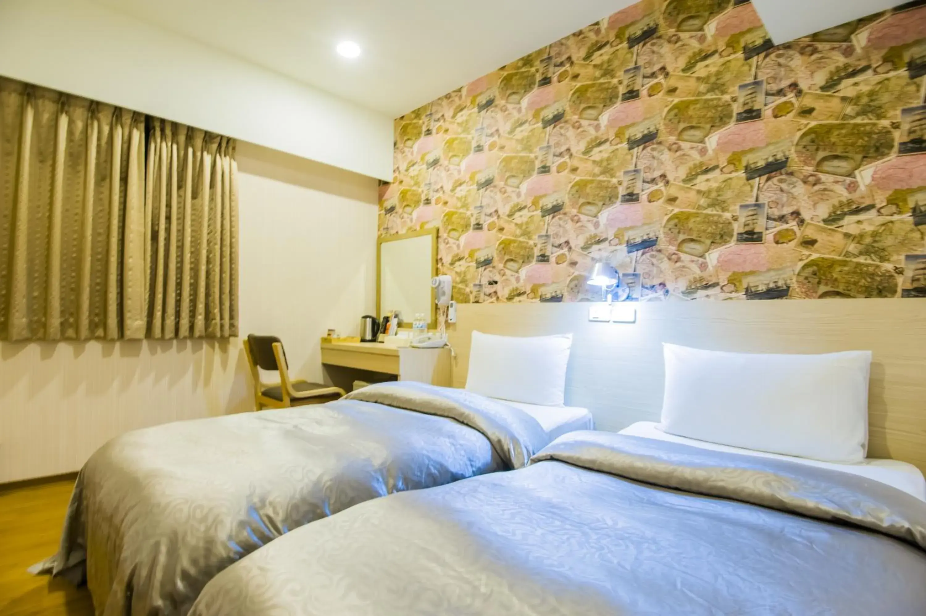 Photo of the whole room, Bed in Sanduo Hotel - Sanduo Branch