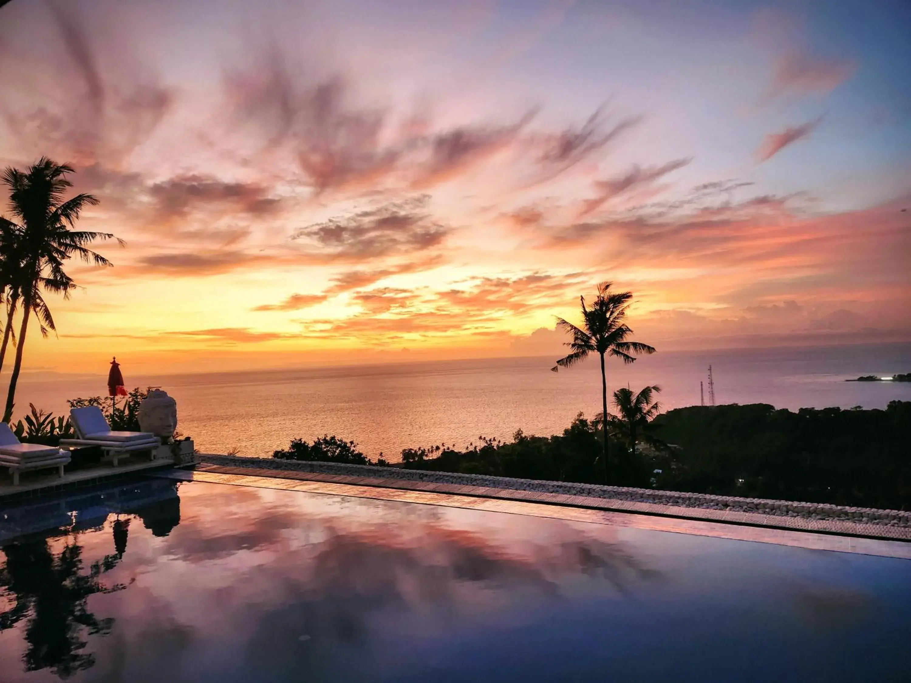 Swimming pool in Villa Umbrella Lombok