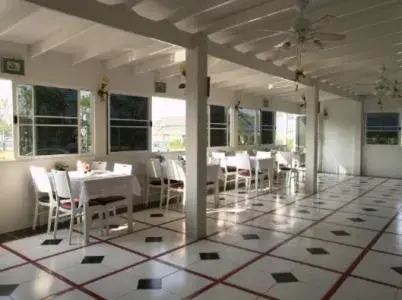 Restaurant/Places to Eat in Chomdao Hotel