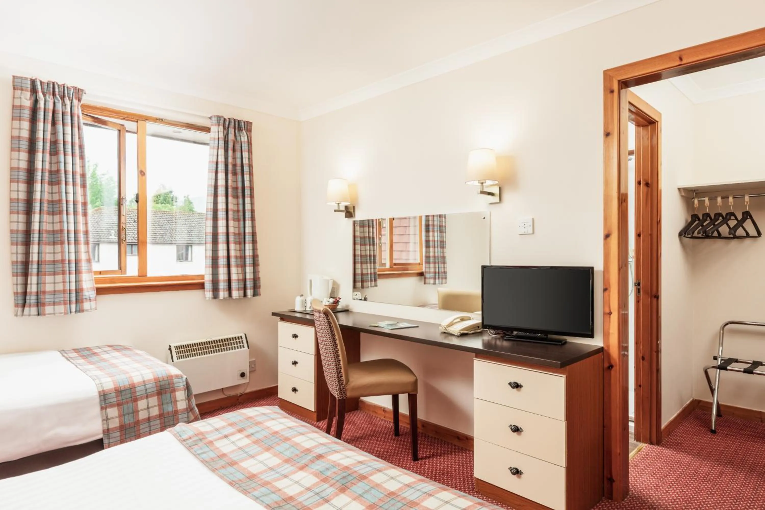 Bedroom, Bed in Highlander Hotel ‘A Bespoke Hotel’