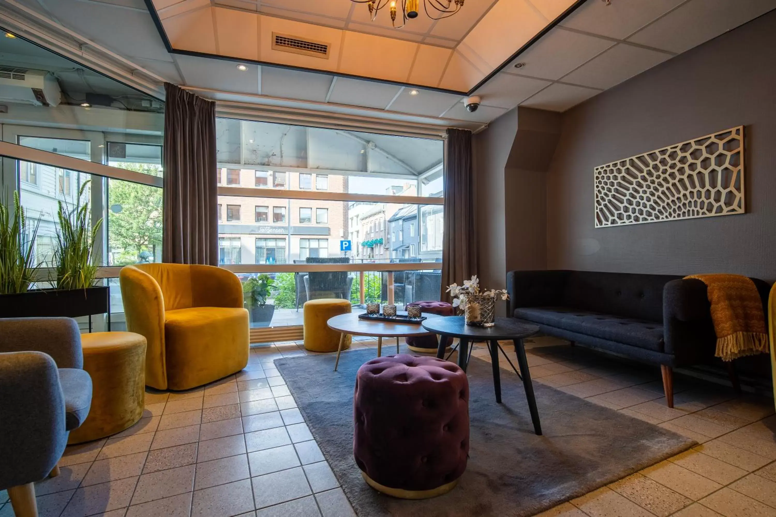 Lobby or reception, Seating Area in Enter Amalie Hotel