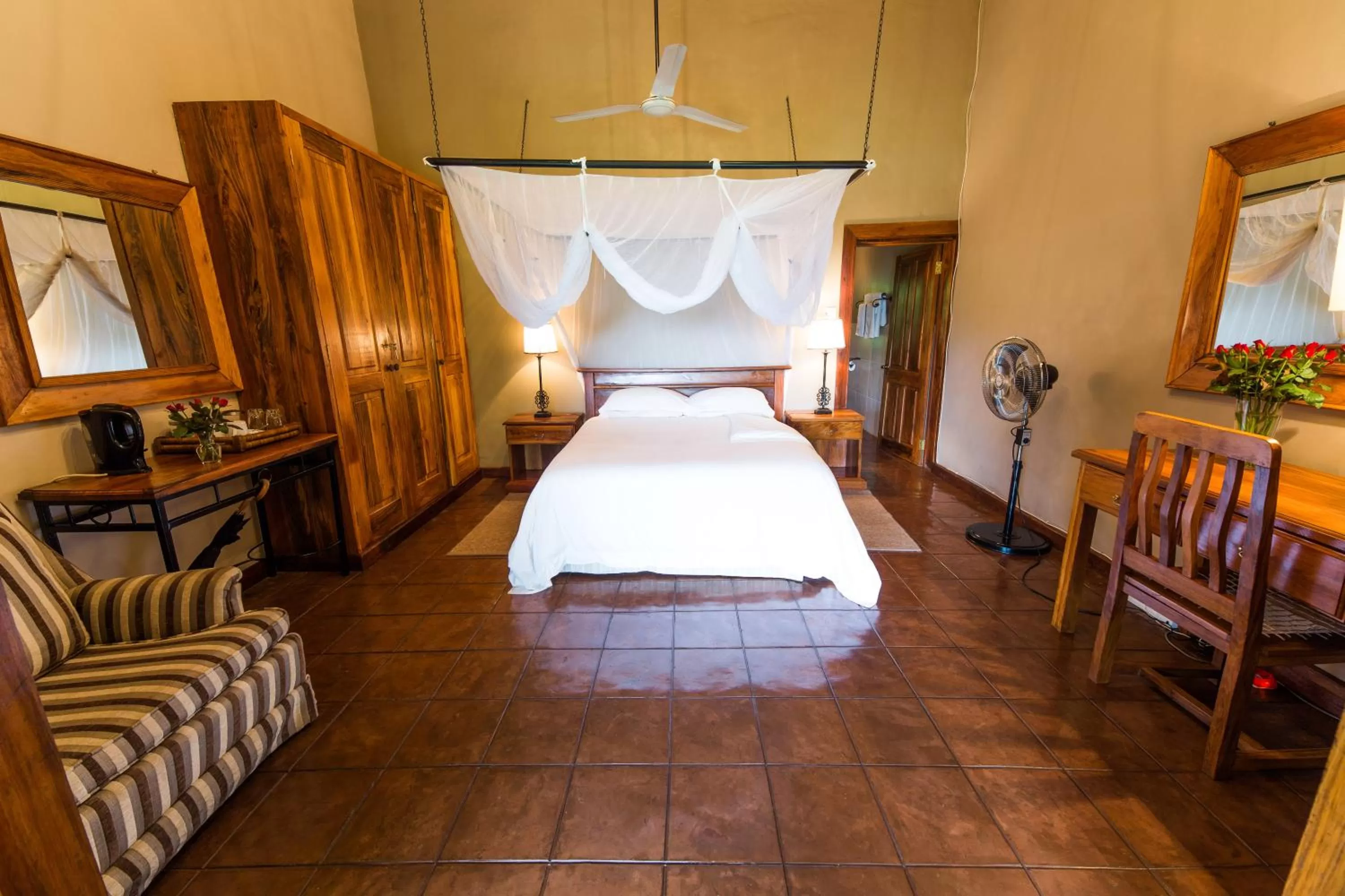 Shower, Bed in Kumbali Country Lodge