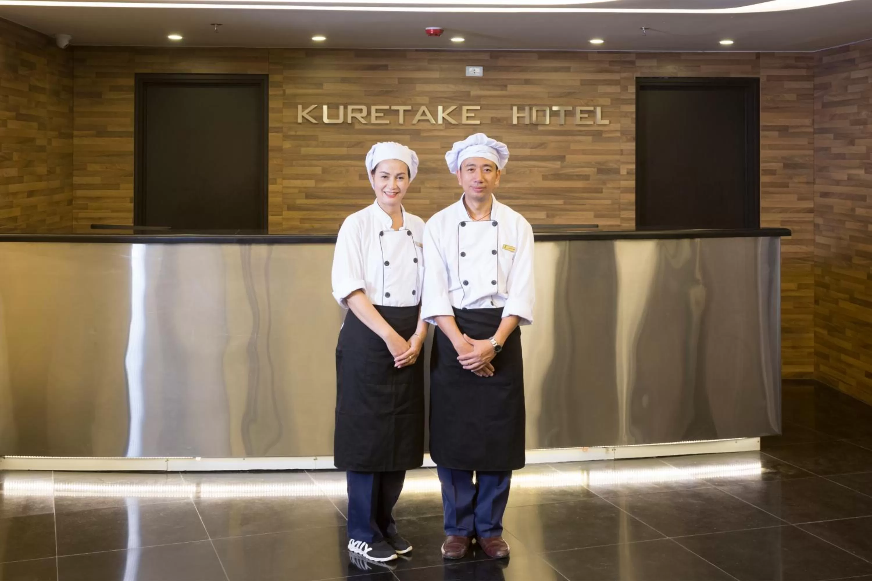 Staff in Kuretake Inn Kim Ma 132