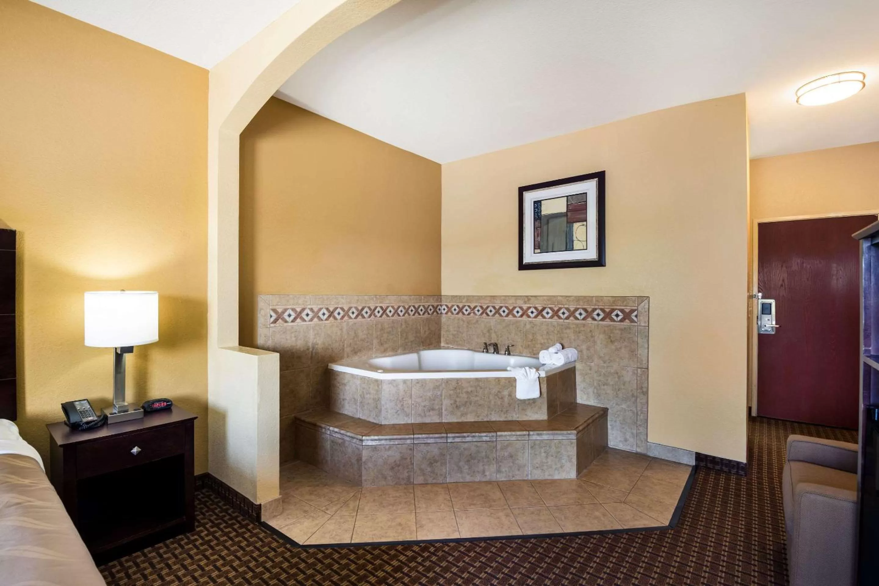 Bedroom in Quality Inn Des Moines North