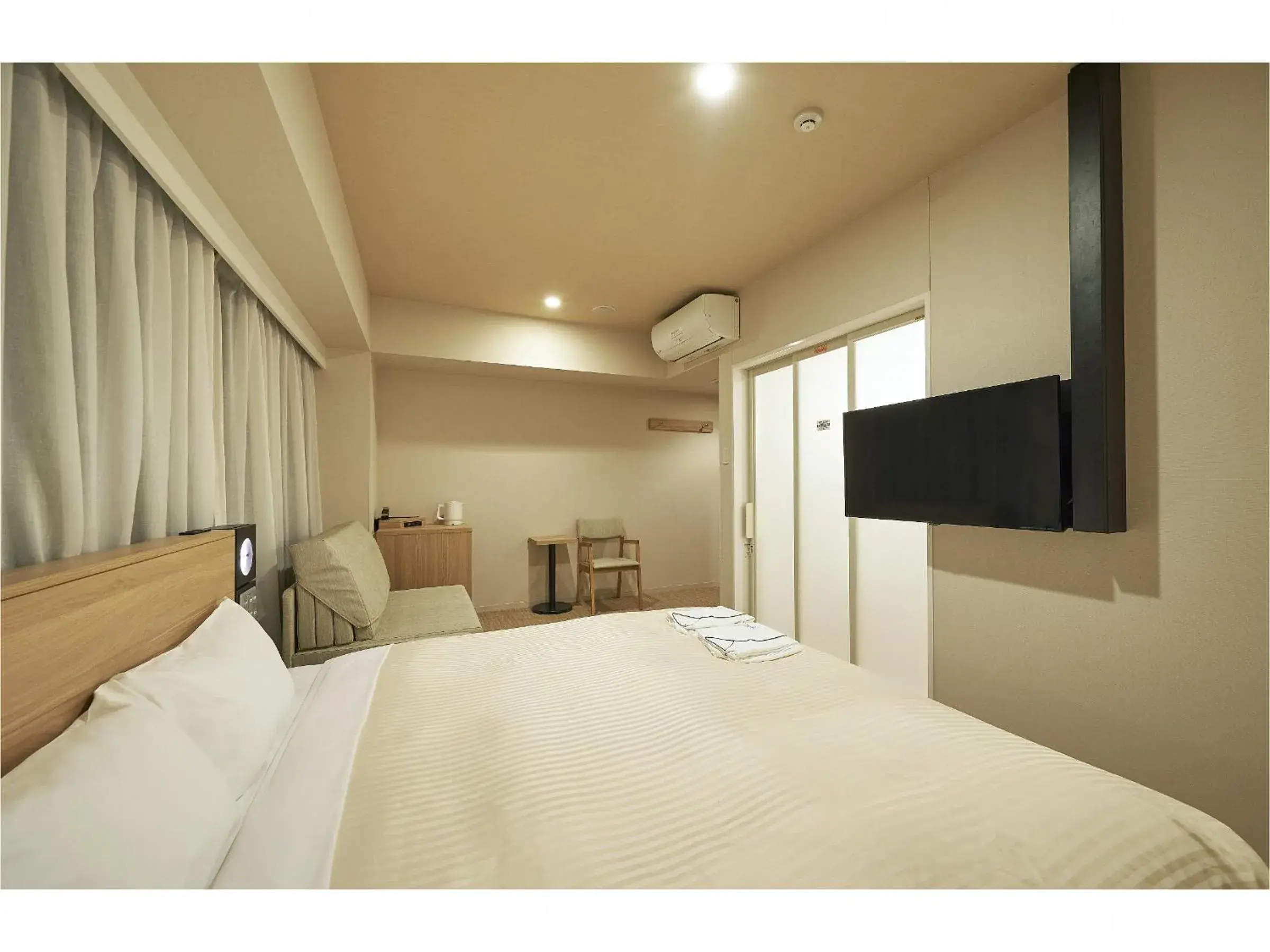 Bed in Sotetsu Fresa Inn Kamakura-Ofuna Higashiguchi Bed in Sotetsu Fresa Inn Kamakura-Ofuna Higashiguchi