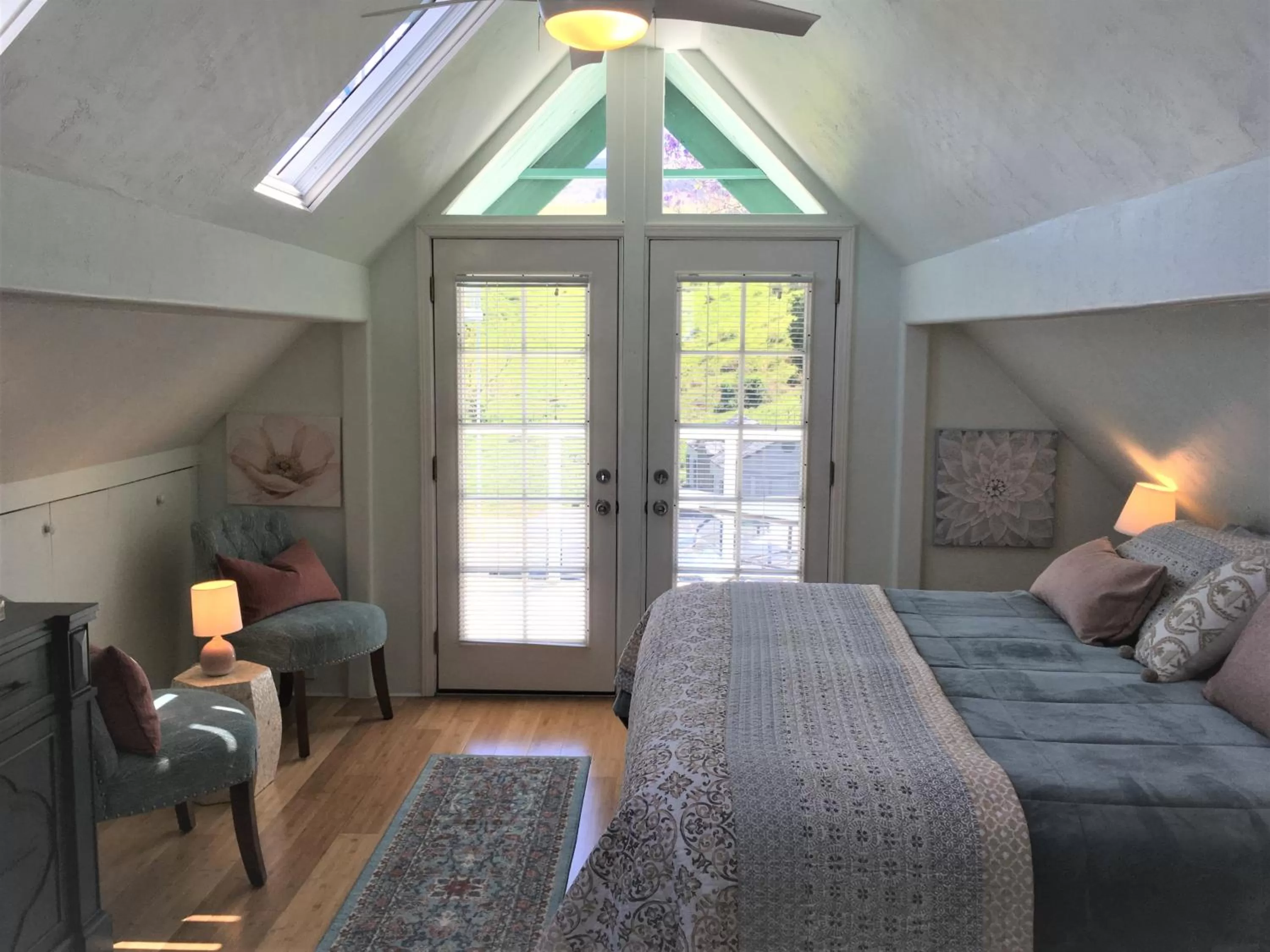 Bedroom in Ha'le Kiana