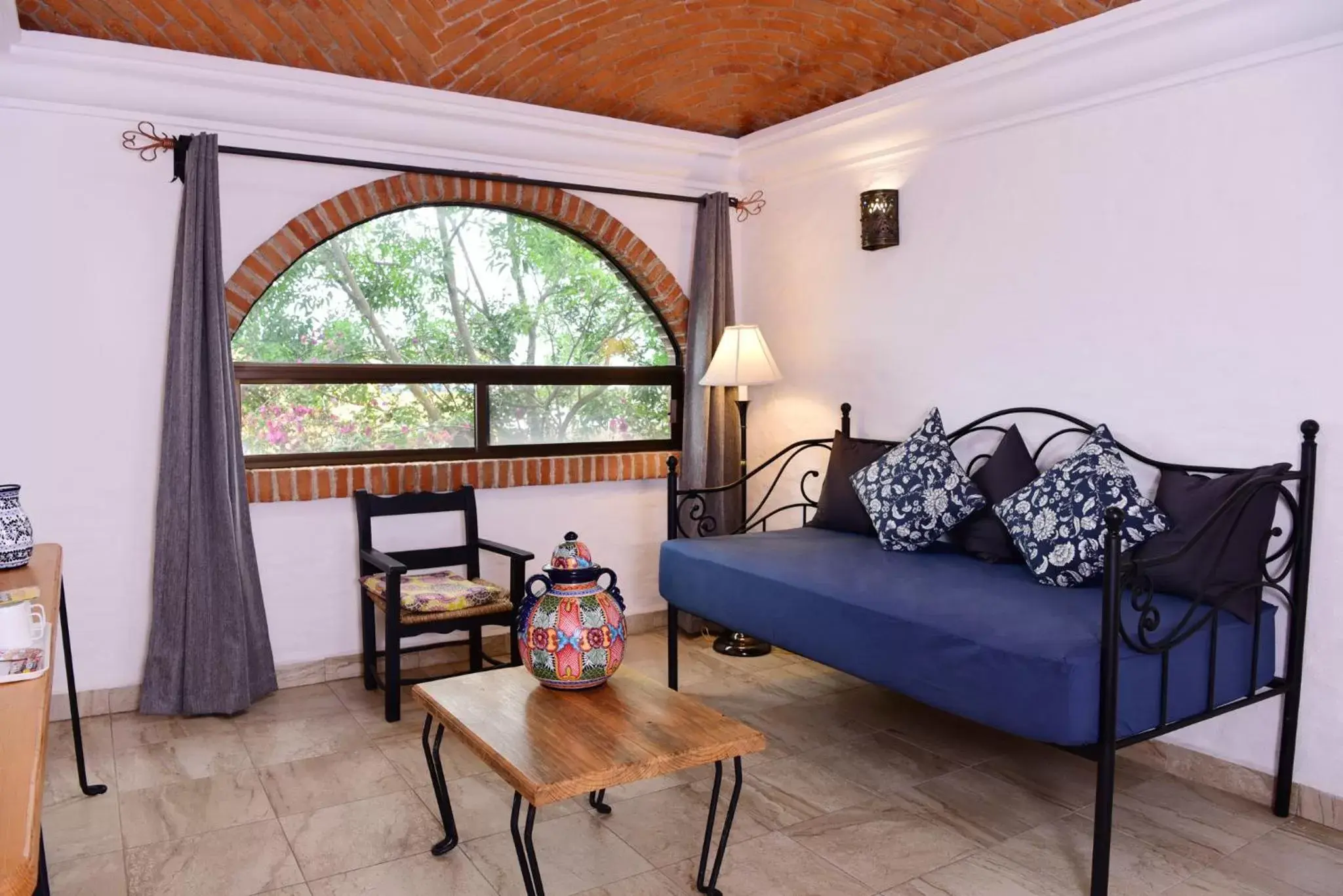 Bedroom, Seating Area in Hacienda San Patricio