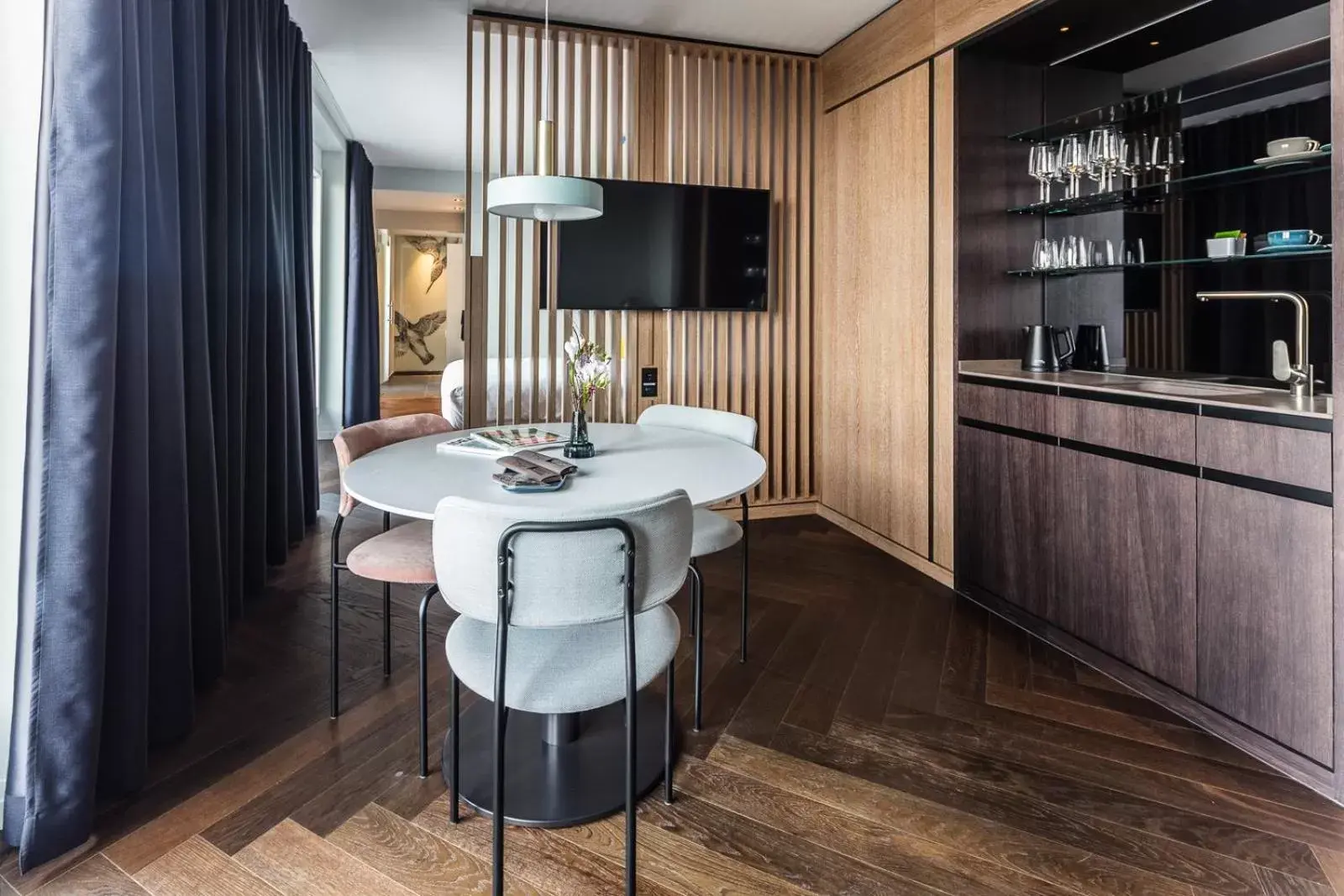 Dining area, Bathroom in Soller Business Hotel & Restaurant Eisvogel