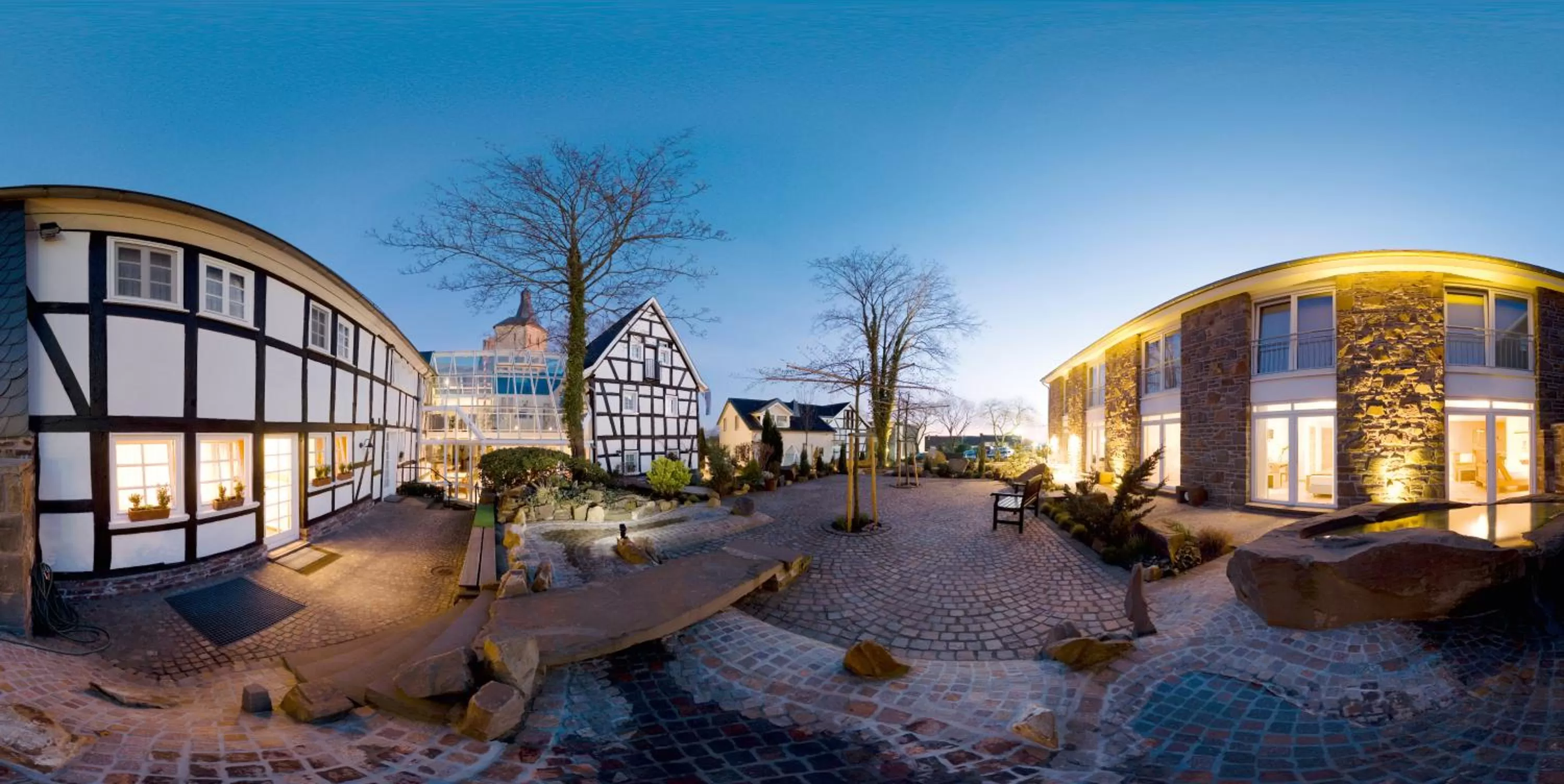 Facade/entrance in Malerwinkel Hotel