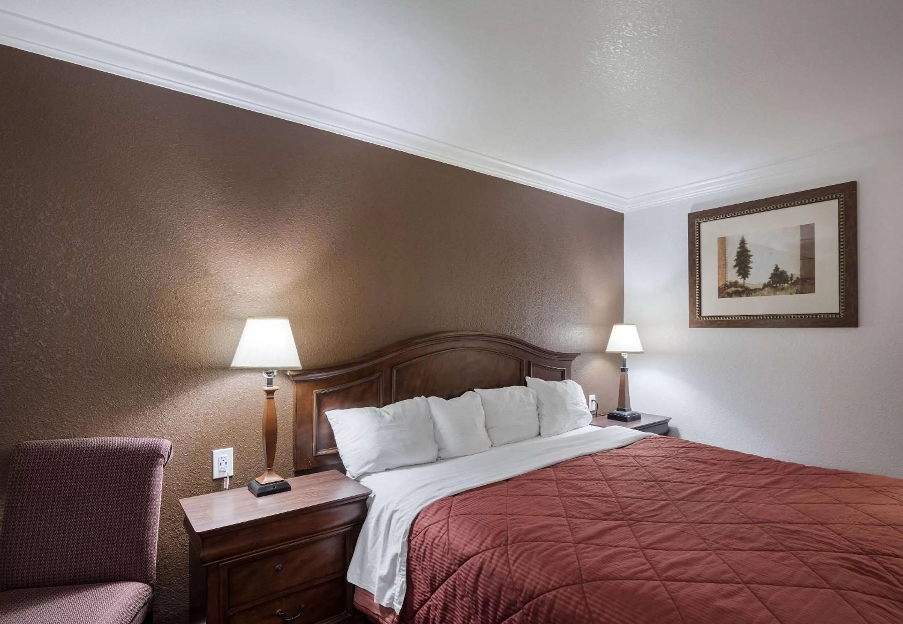 Photo of the whole room, Bed in 1st Interstate Inn