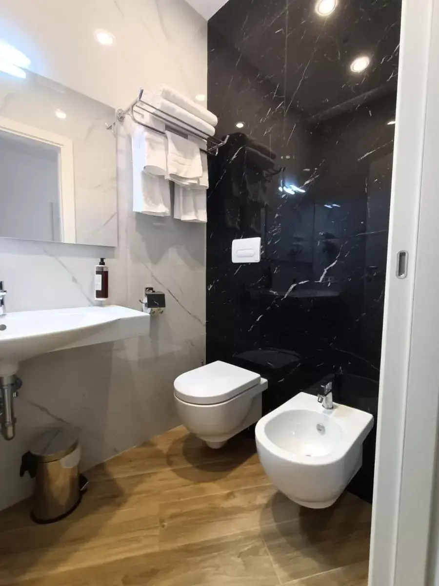 Bathroom in Hotel Smart Cruise