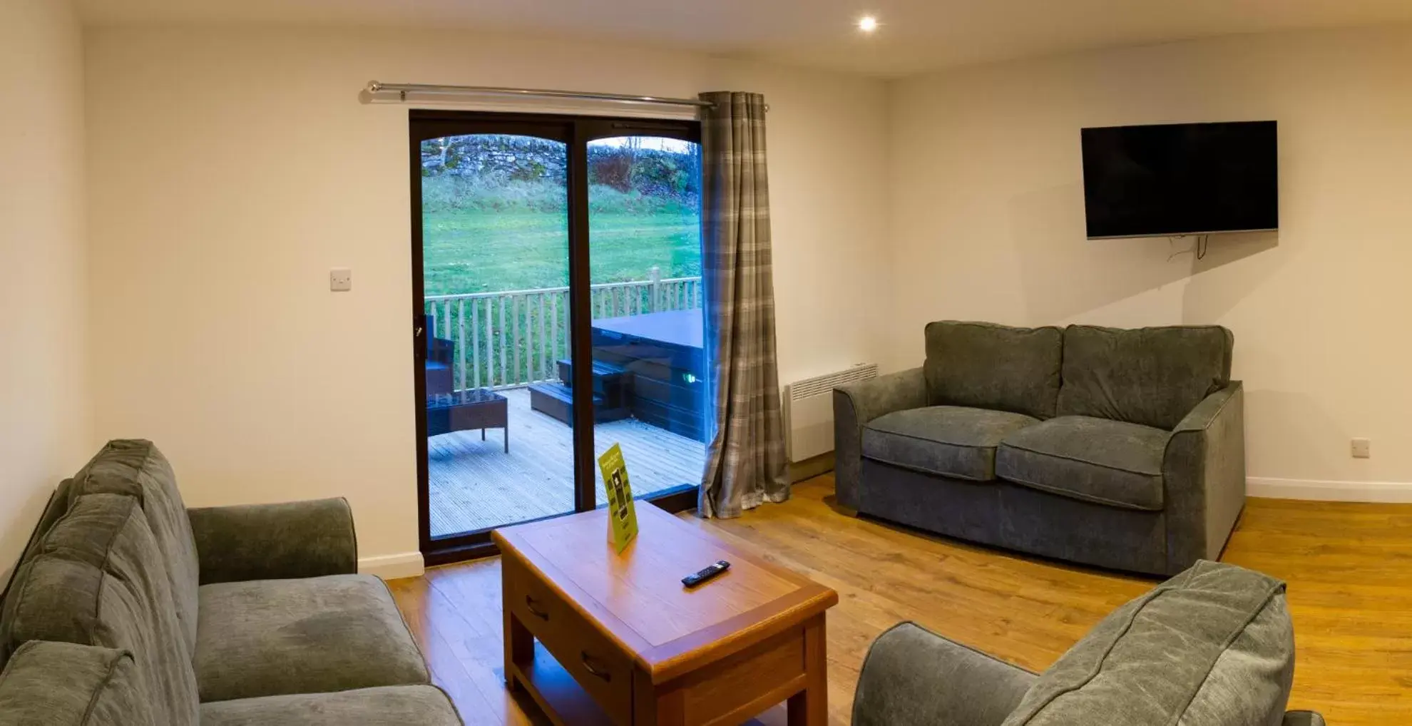 Living room, Seating Area in Moness Resort