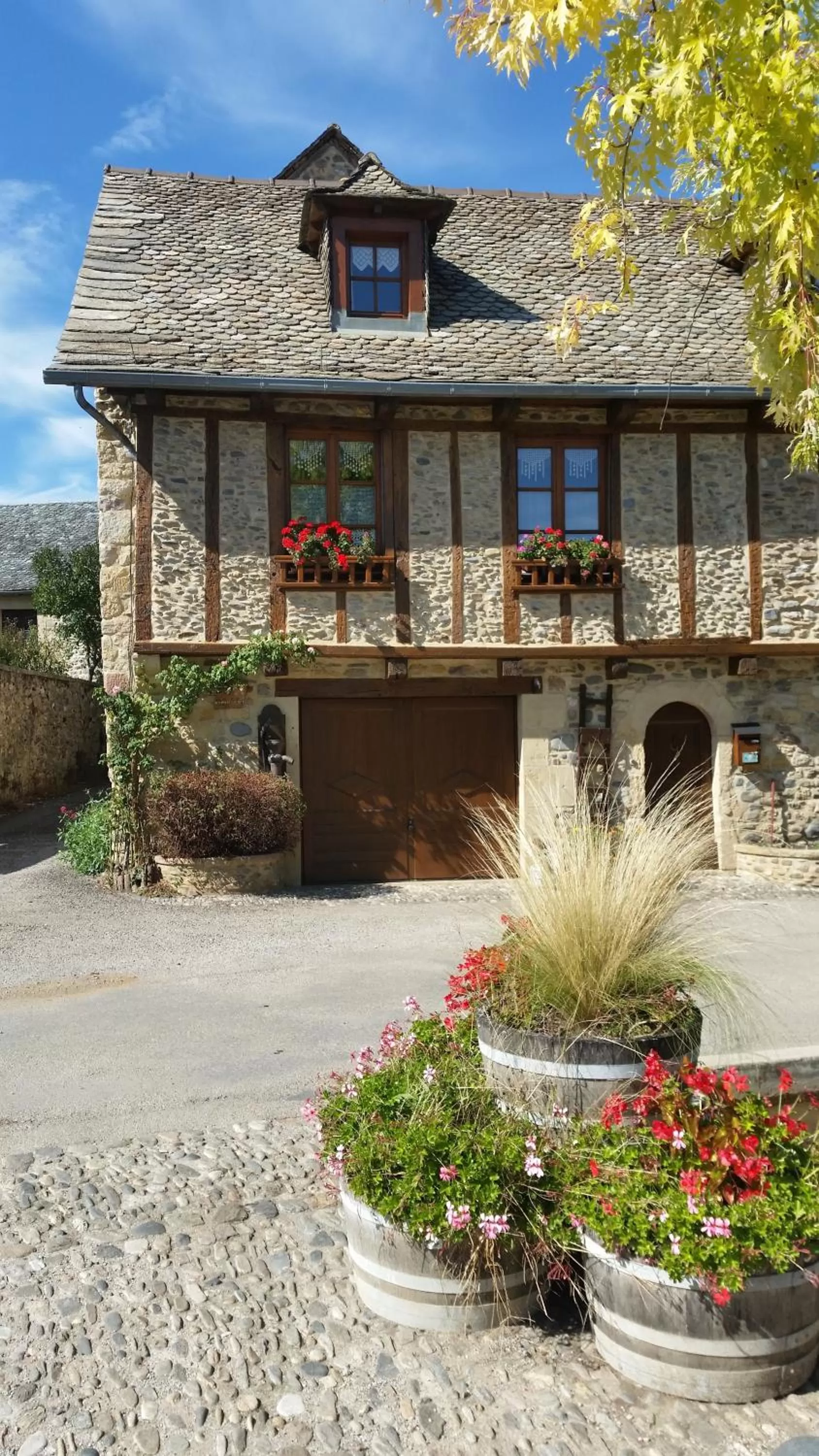 Other, Property Building in Chateau Ricard