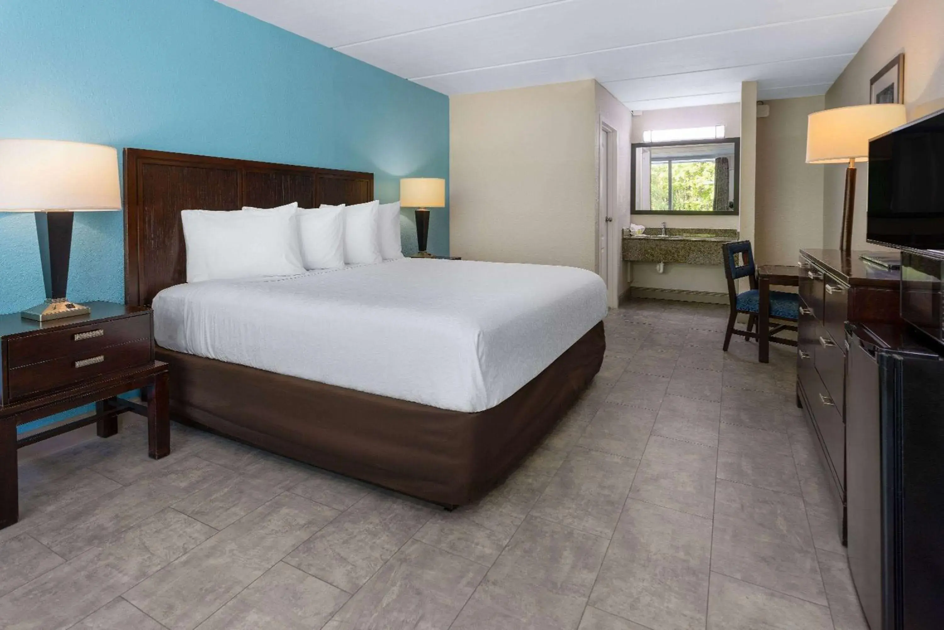 Bed in Travelodge by Wyndham Kingsland GA