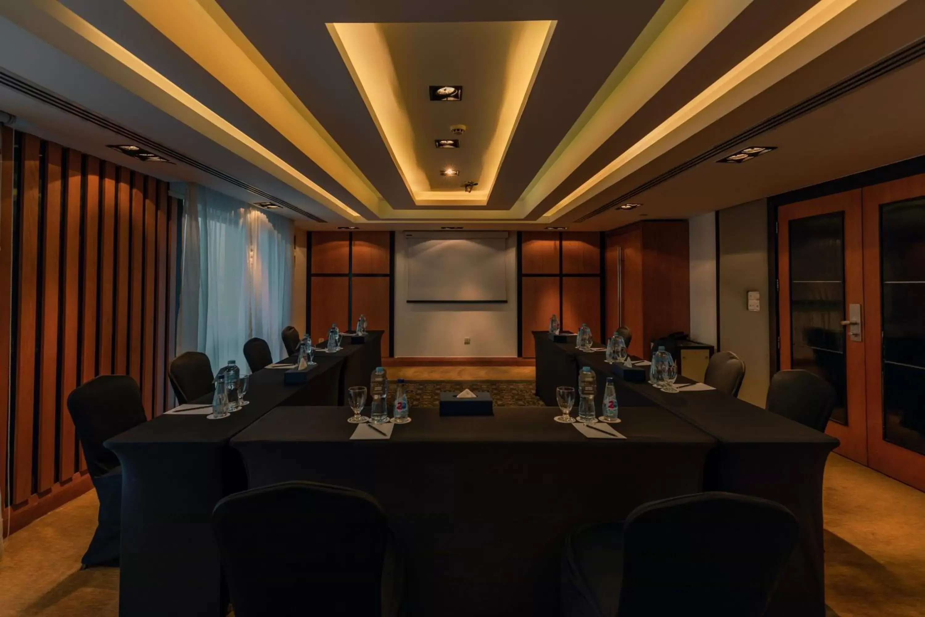 Meeting/conference room in Radisson Blu Hotel, Cairo Heliopolis