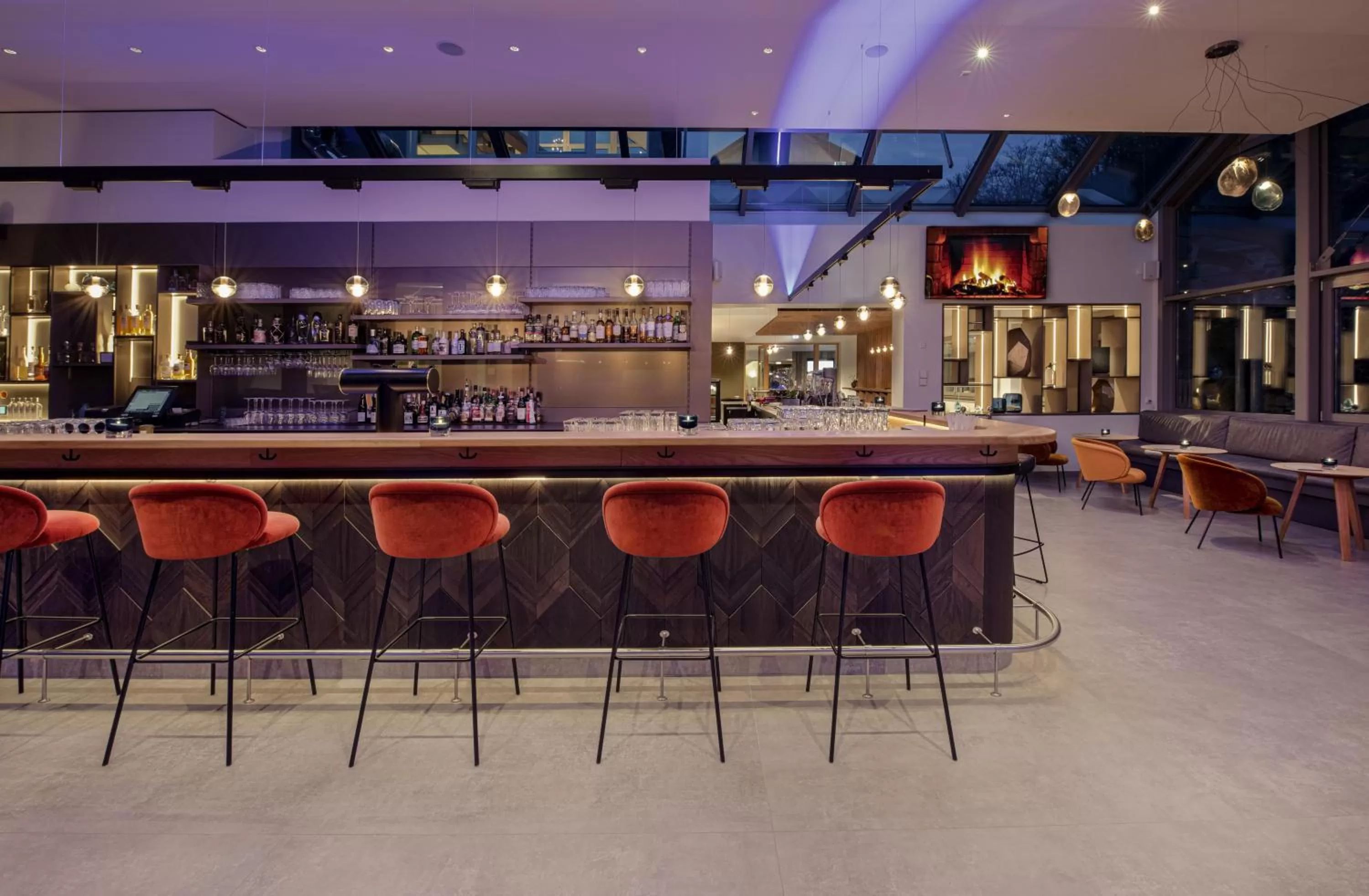 Lounge or bar in Hotel VierJahreszeiten am Seilersee