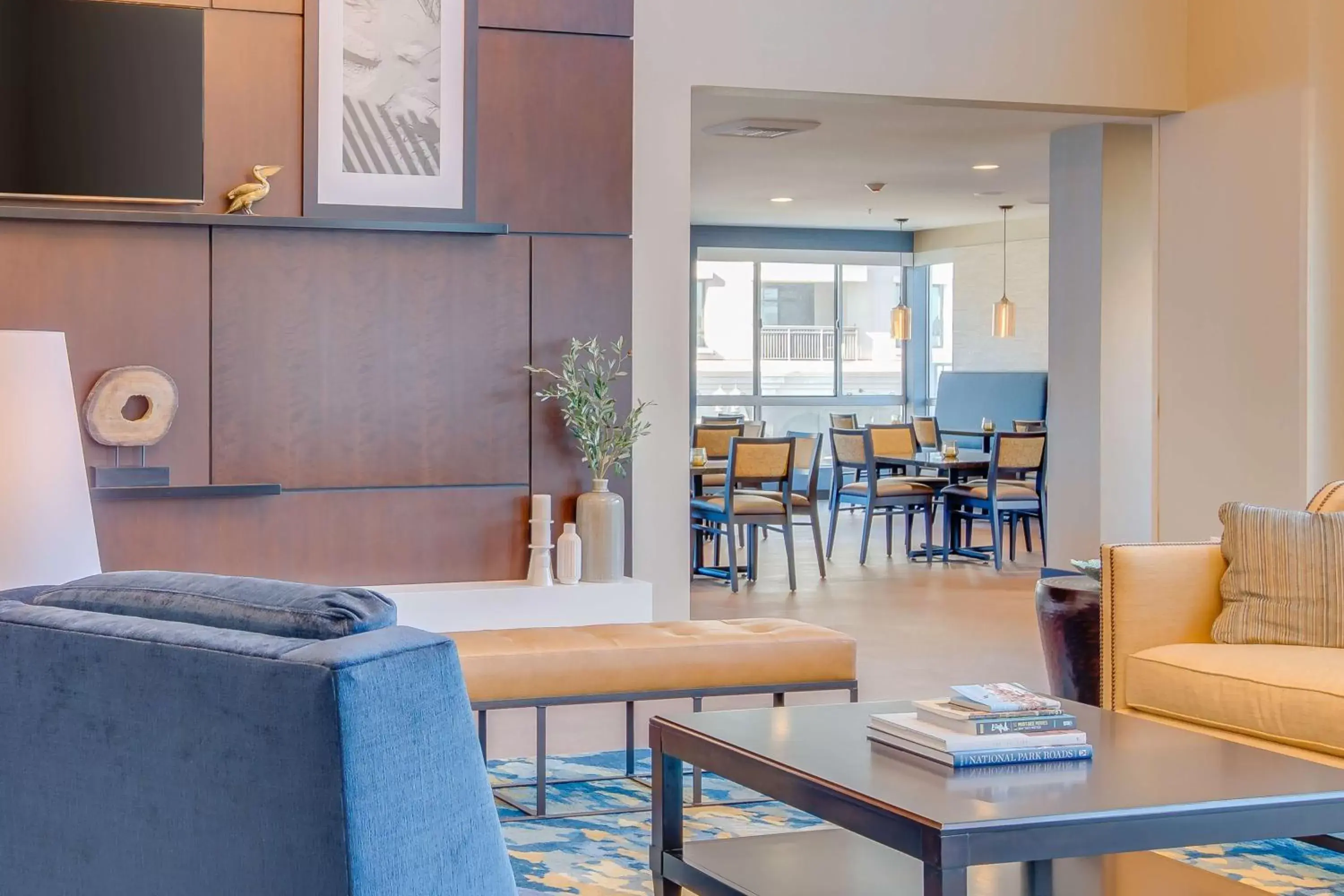 Lobby or reception in Hampton Inn & Suites Los Angeles - Glendale