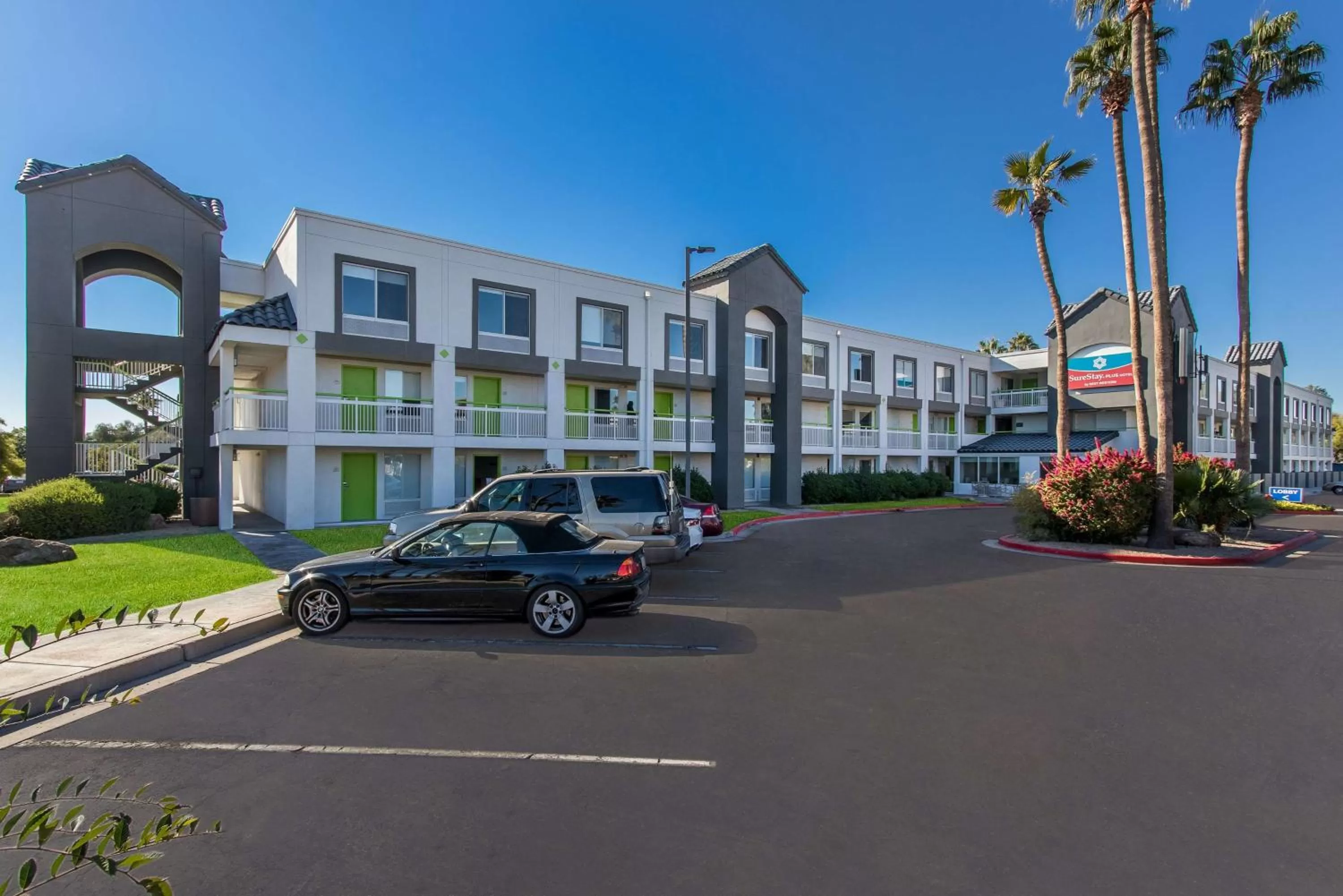 Property building in SureStay Plus Hotel by Best Western Scottsdale North