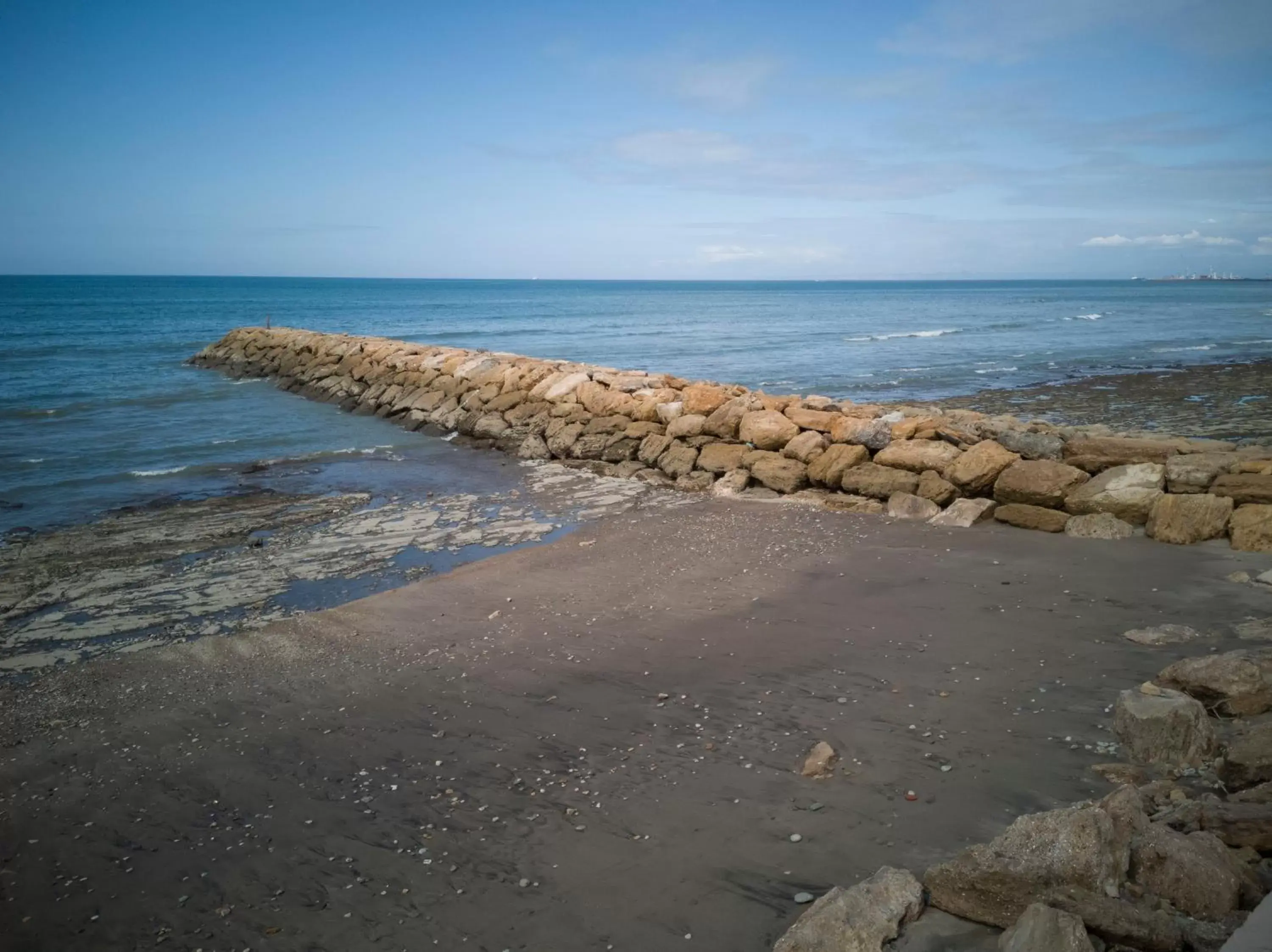 Beach in MantaHost Hotel