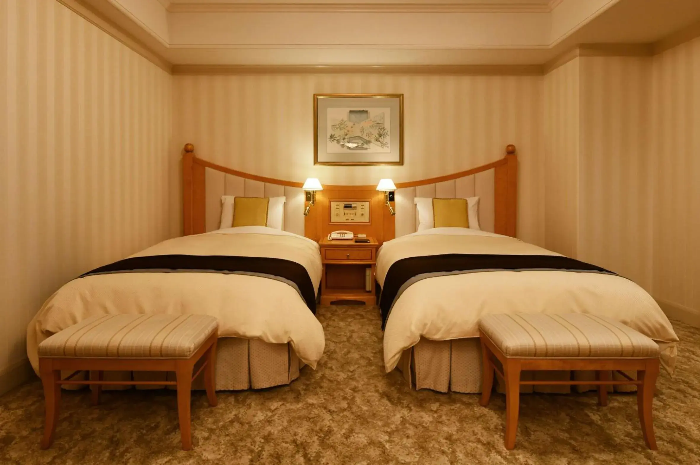 Photo of the whole room, Bed in Crest Hotel Kashiwa