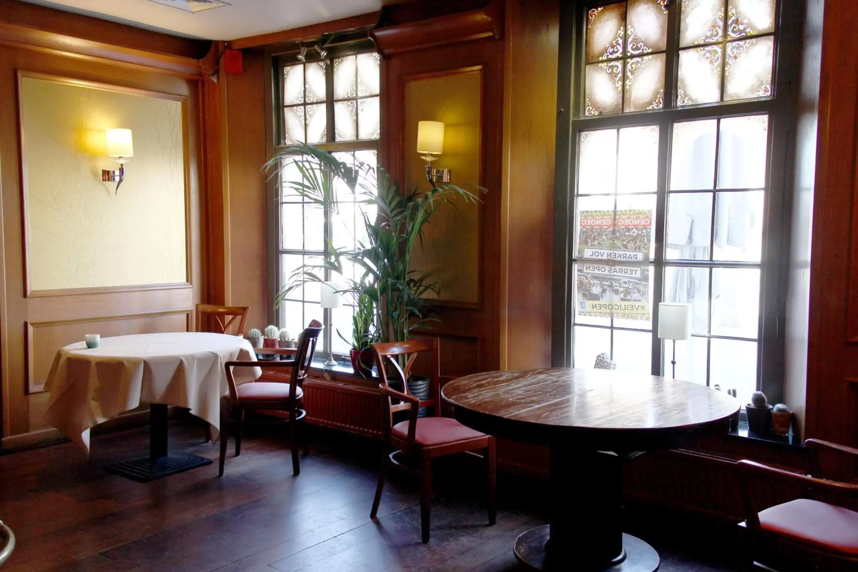 Restaurant/Places to Eat in Hotel & Brasserie de Zwaan Venray
