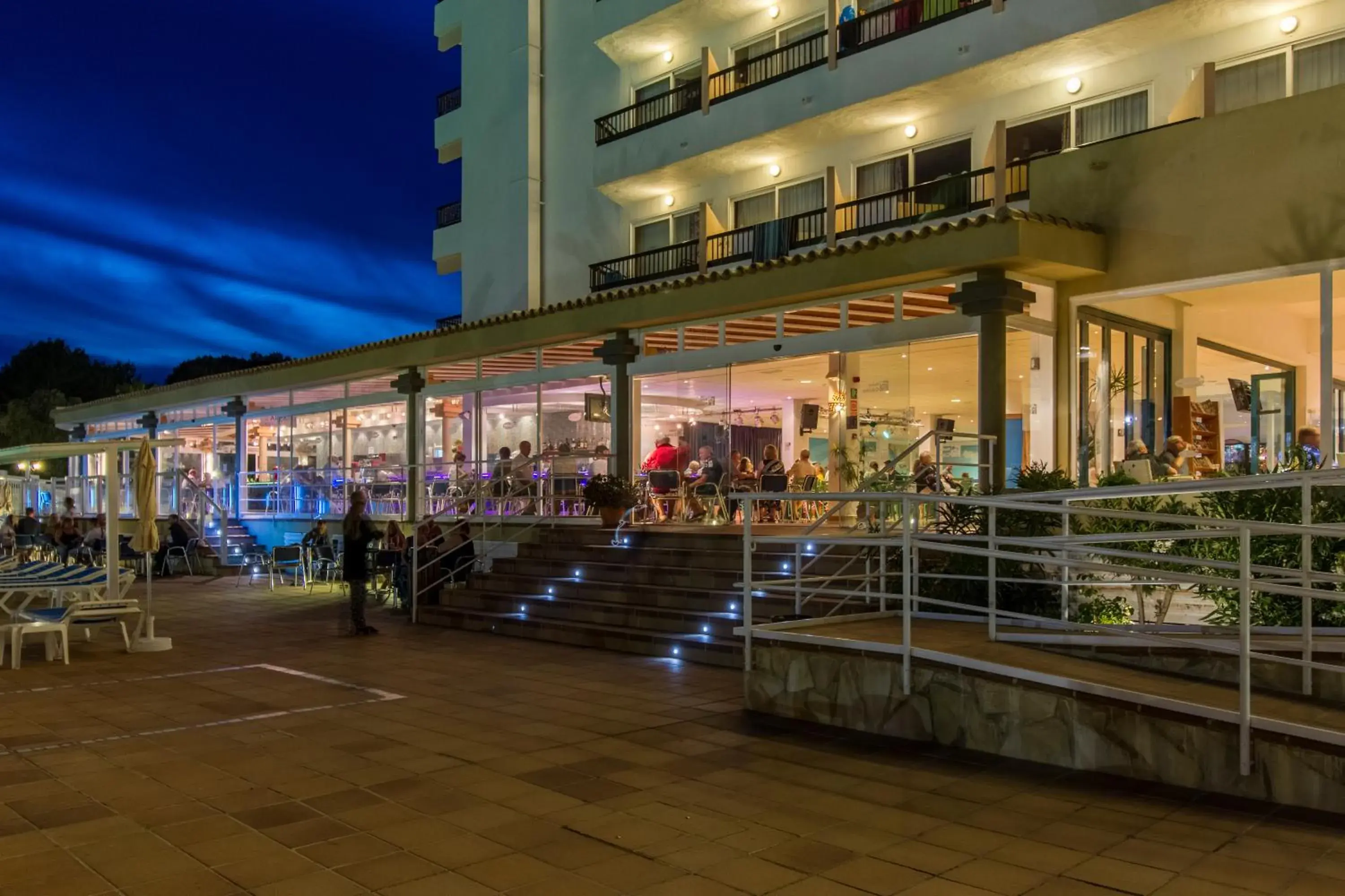 Lounge or bar in Hotel Caribe