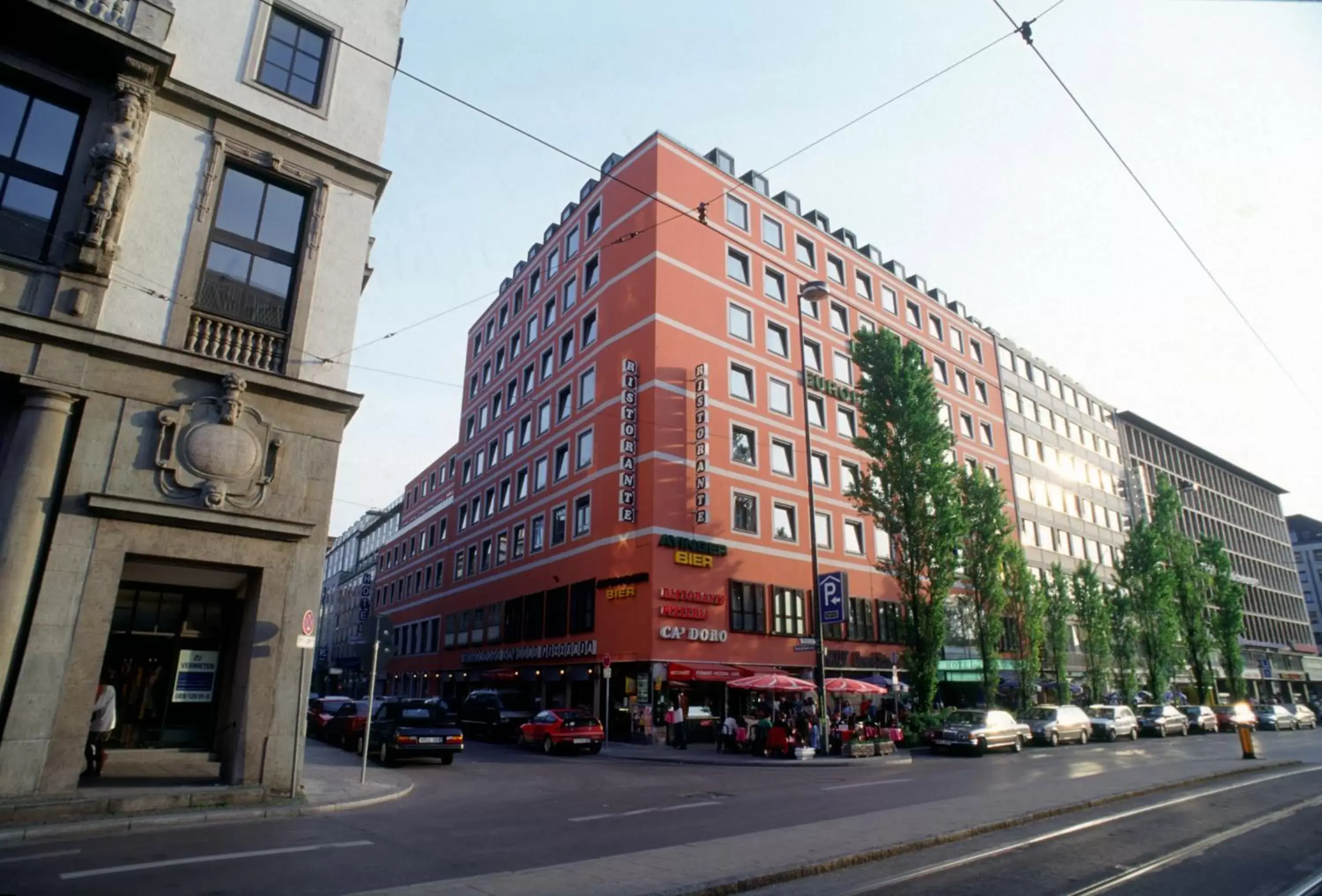 Facade/entrance, Property Building in Europäischer Hof