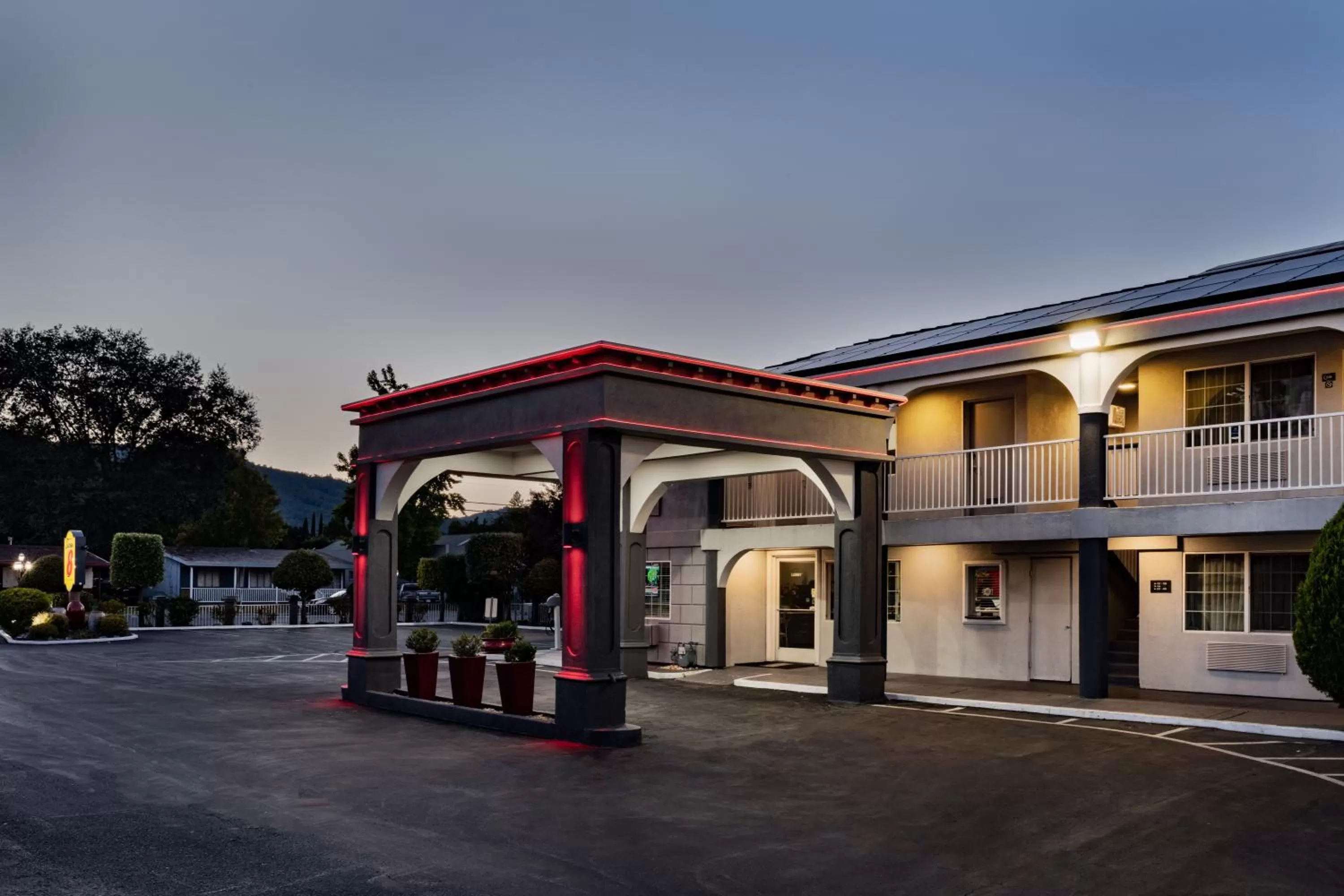 Property building in Super 8 Ukiah by Wyndham