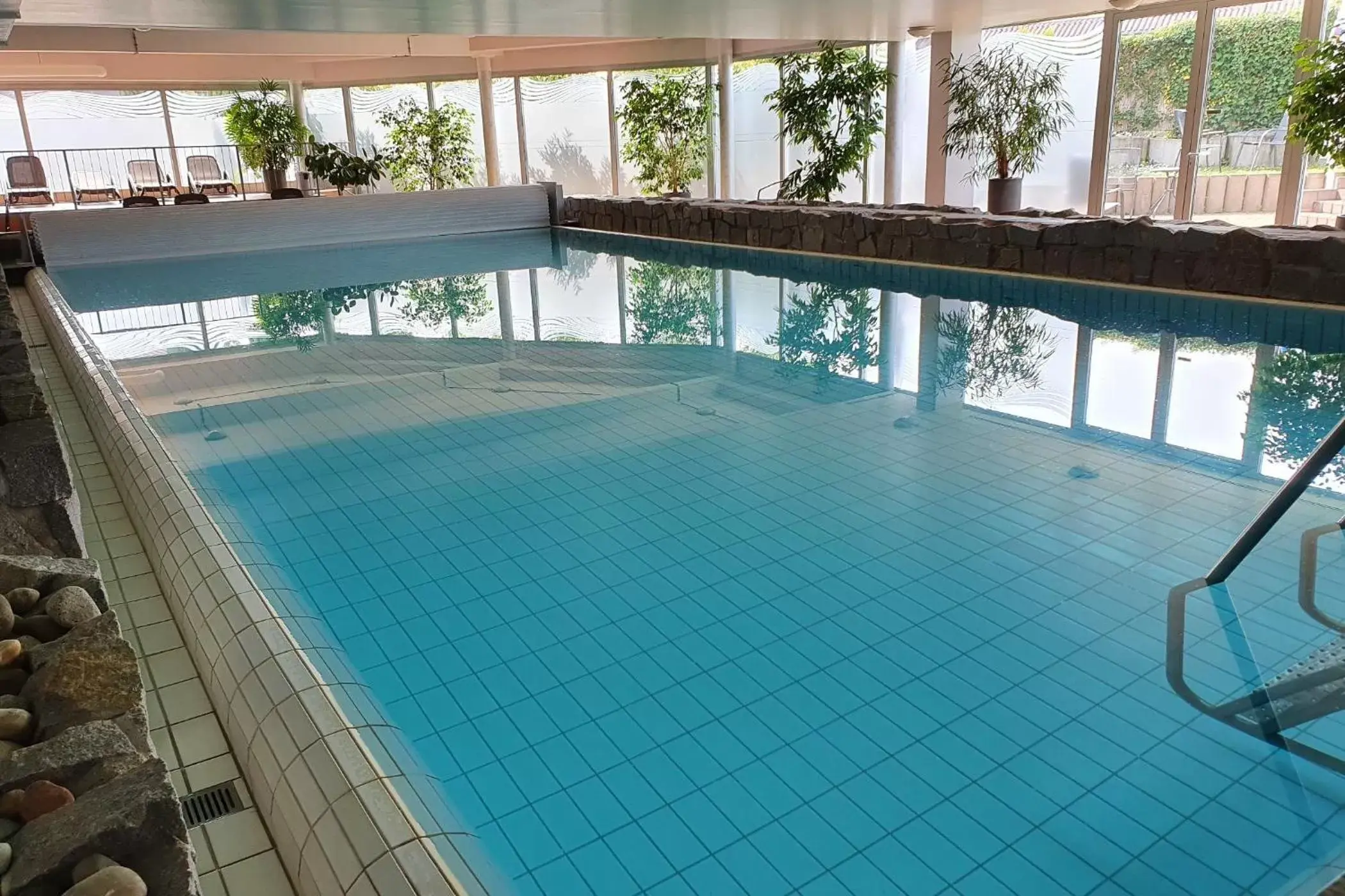 Sport Hotel Kenzingen inklusive Schwimmbad, Sauna und Frühstück nähe Europa-Park Sport Hotel Kenzingen inklusive Schwimmbad, Sauna und Frühstück nähe Europa-Park