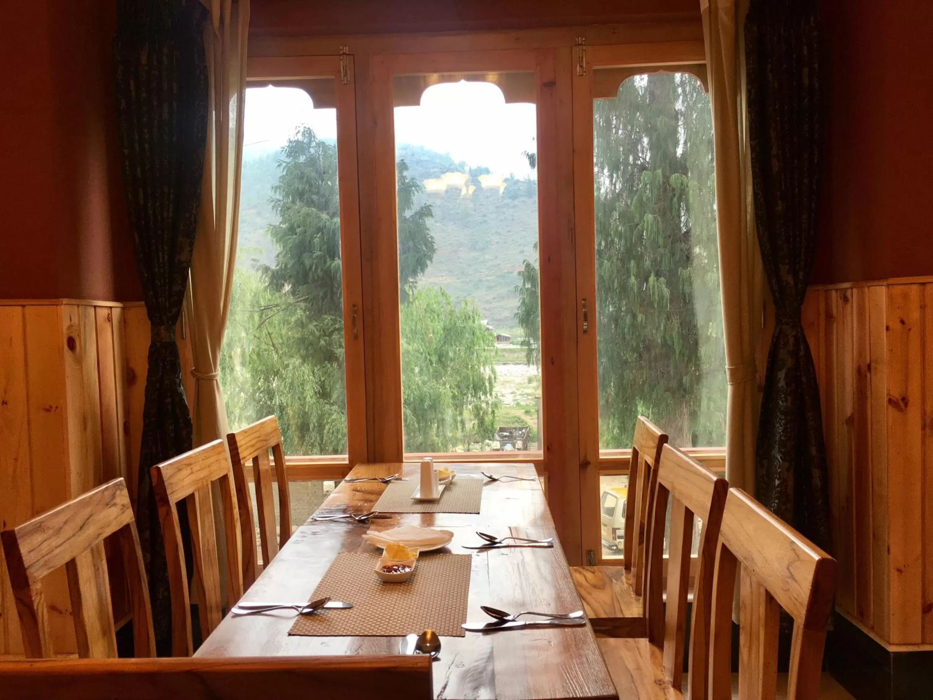Dining area in Hotel Khamsum