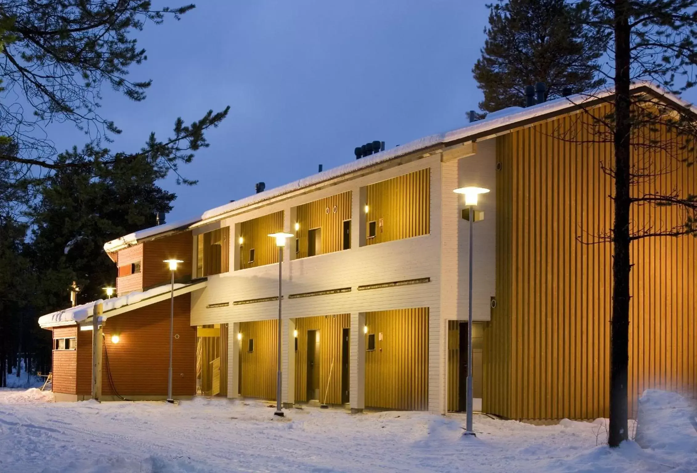 Facade/entrance, Winter in Wilderness Hotel Juutua