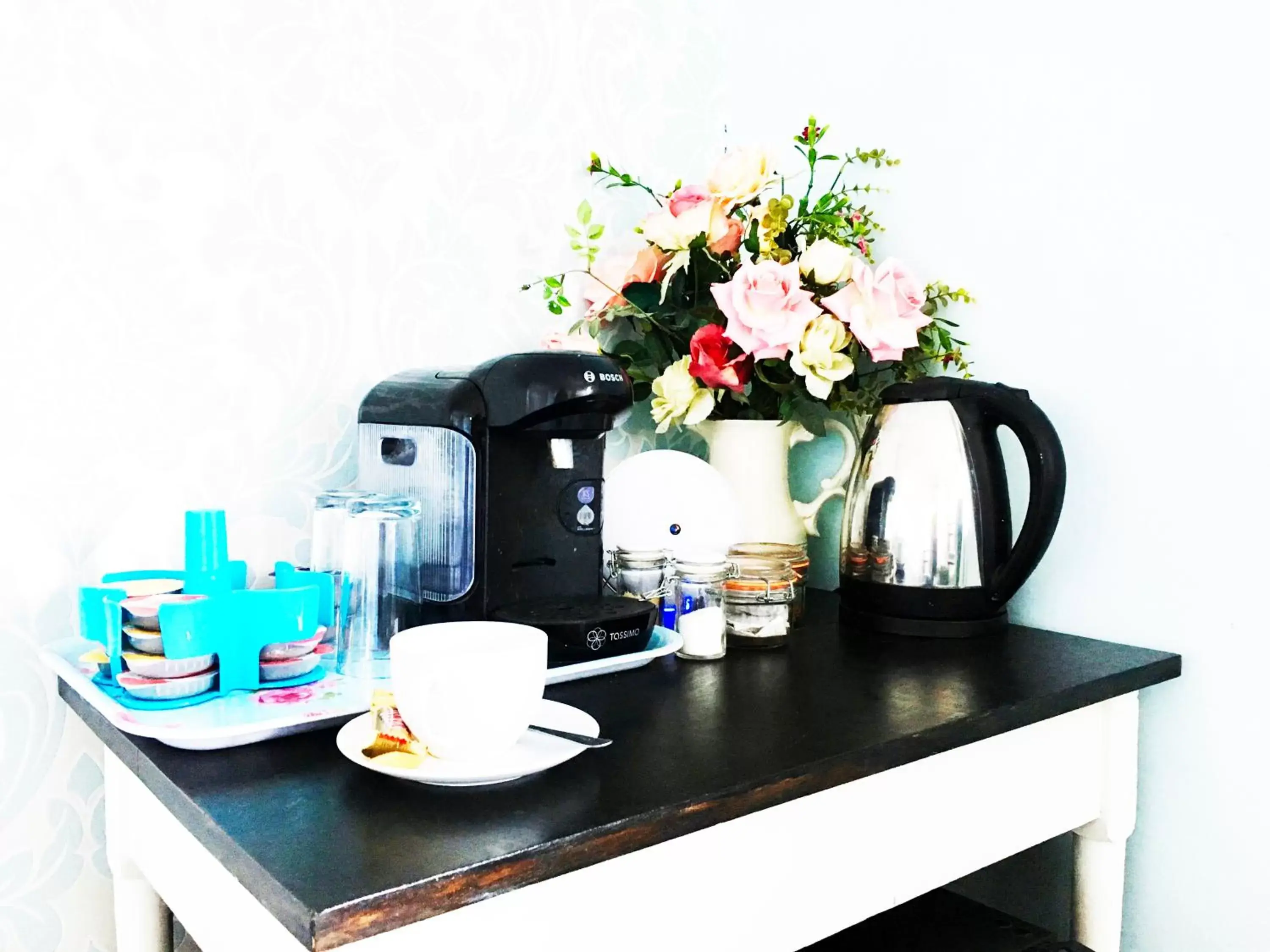 Coffee/Tea Facilities in Hillside Bed and Breakfast