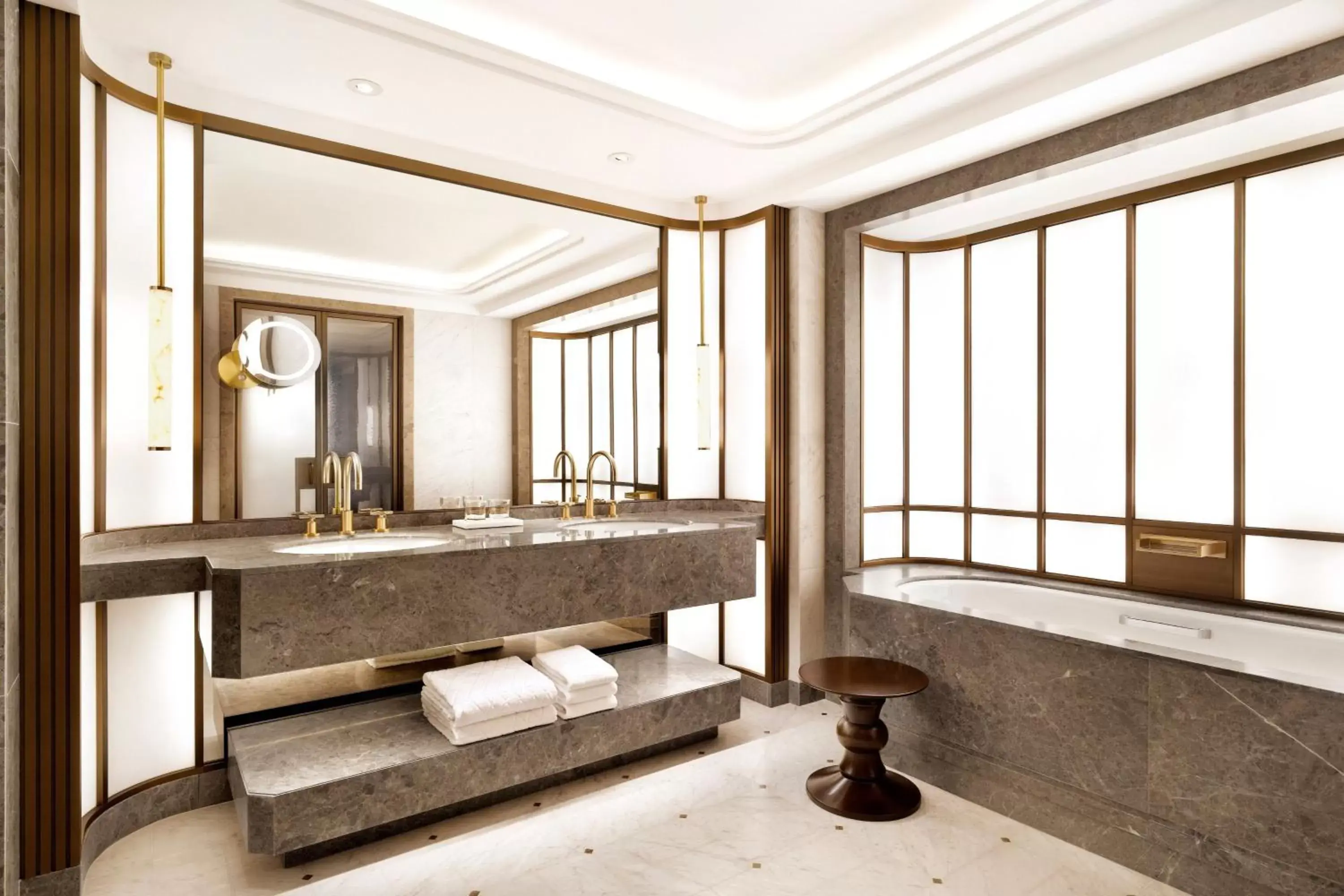 Bathroom, Lobby/Reception in Josun Palace, a Luxury Collection Hotel, Seoul Gangnam