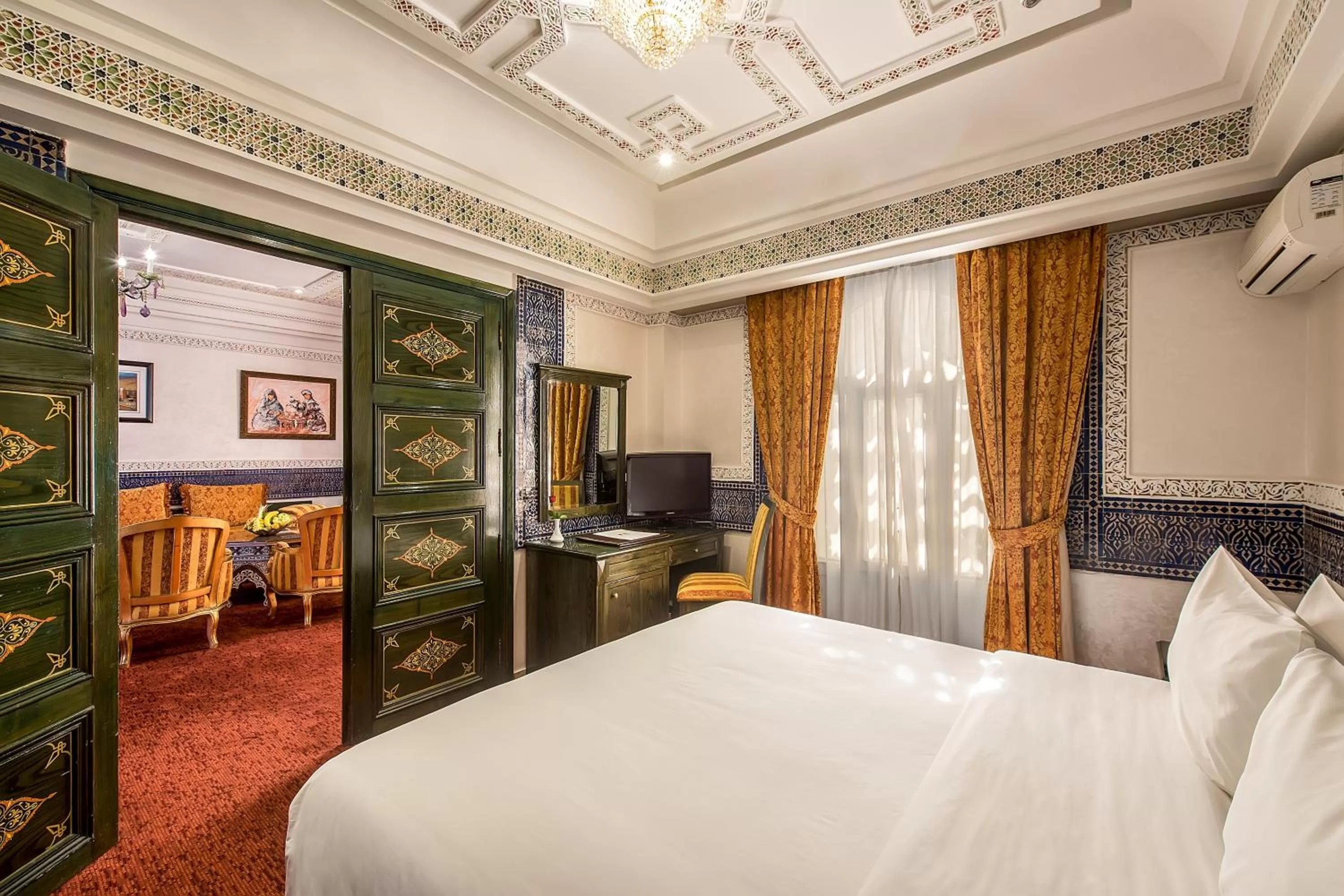 Photo of the whole room, Bed in Hôtel Club Val d'Anfa Casablanca Ocean view