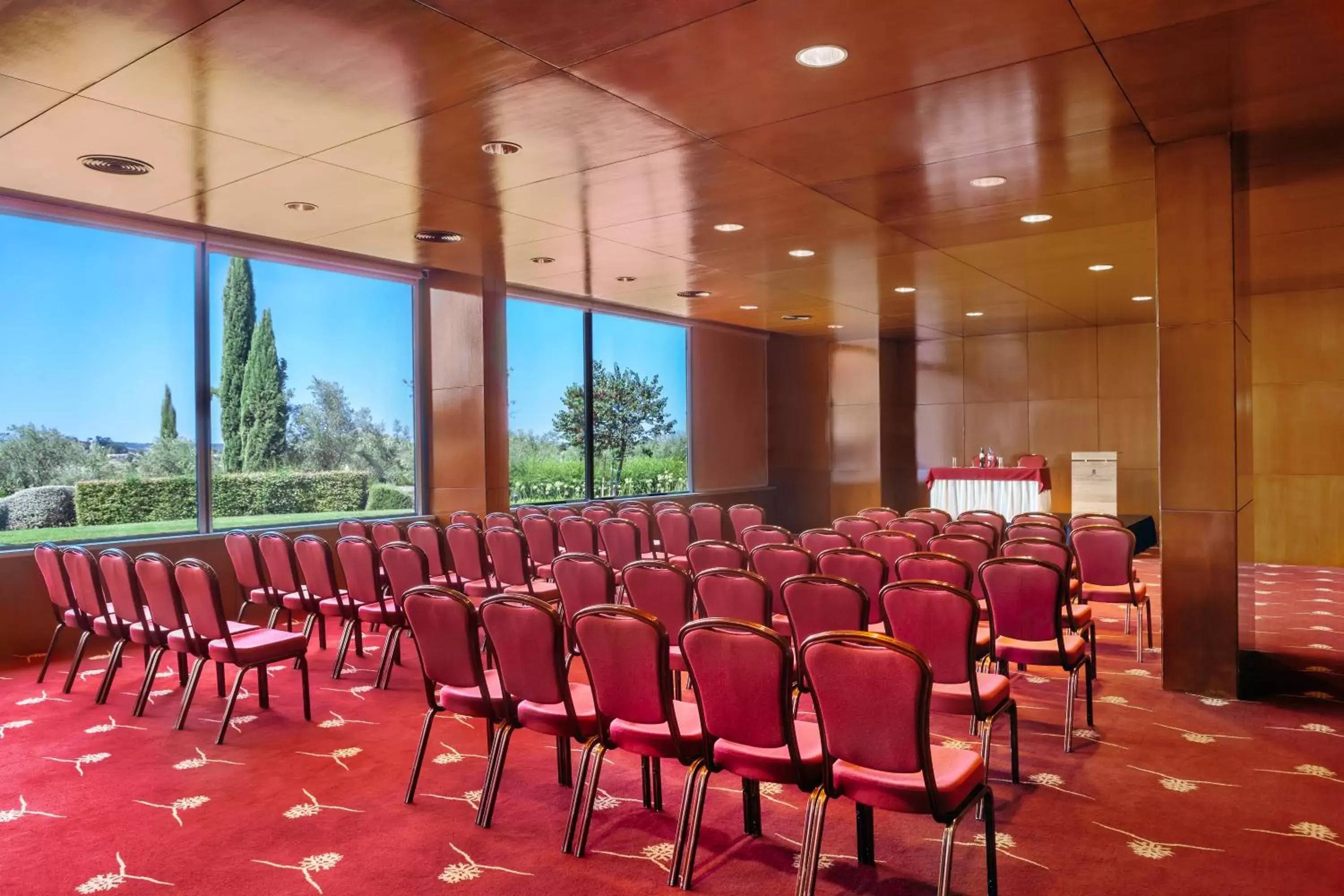 Meeting/conference room in Convento do Espinheiro, Historic Hotel & Spa