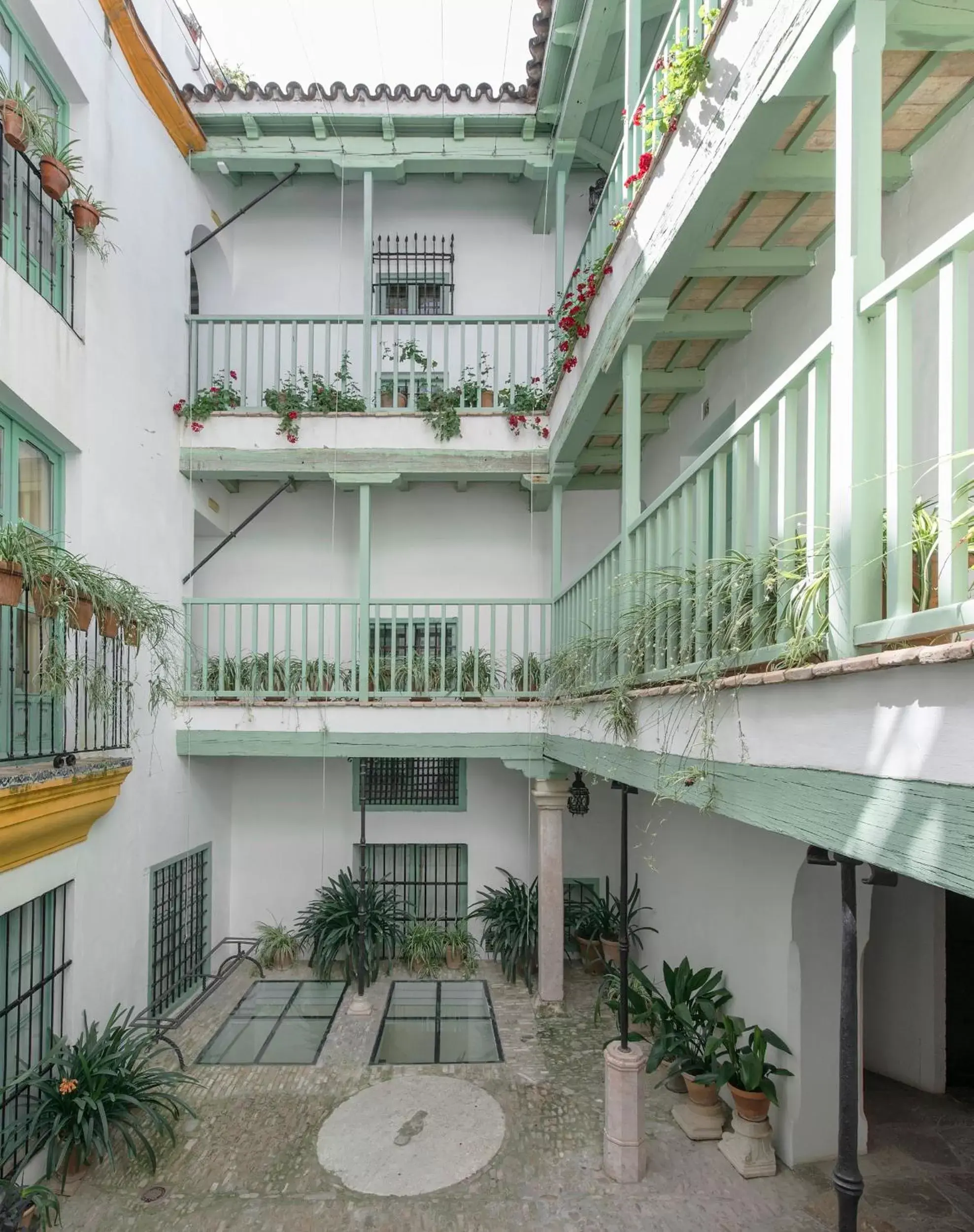 Patio, Property Building in Hotel Las Casas de la Judería