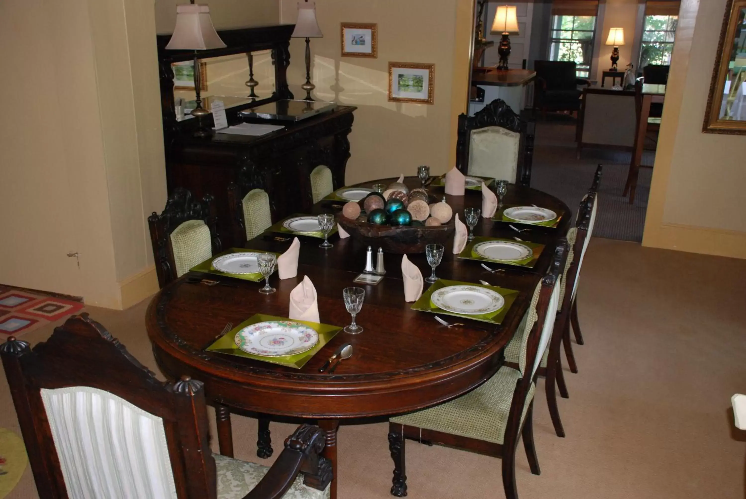 Dining area, Restaurant/Places to Eat in Follansbee Inn