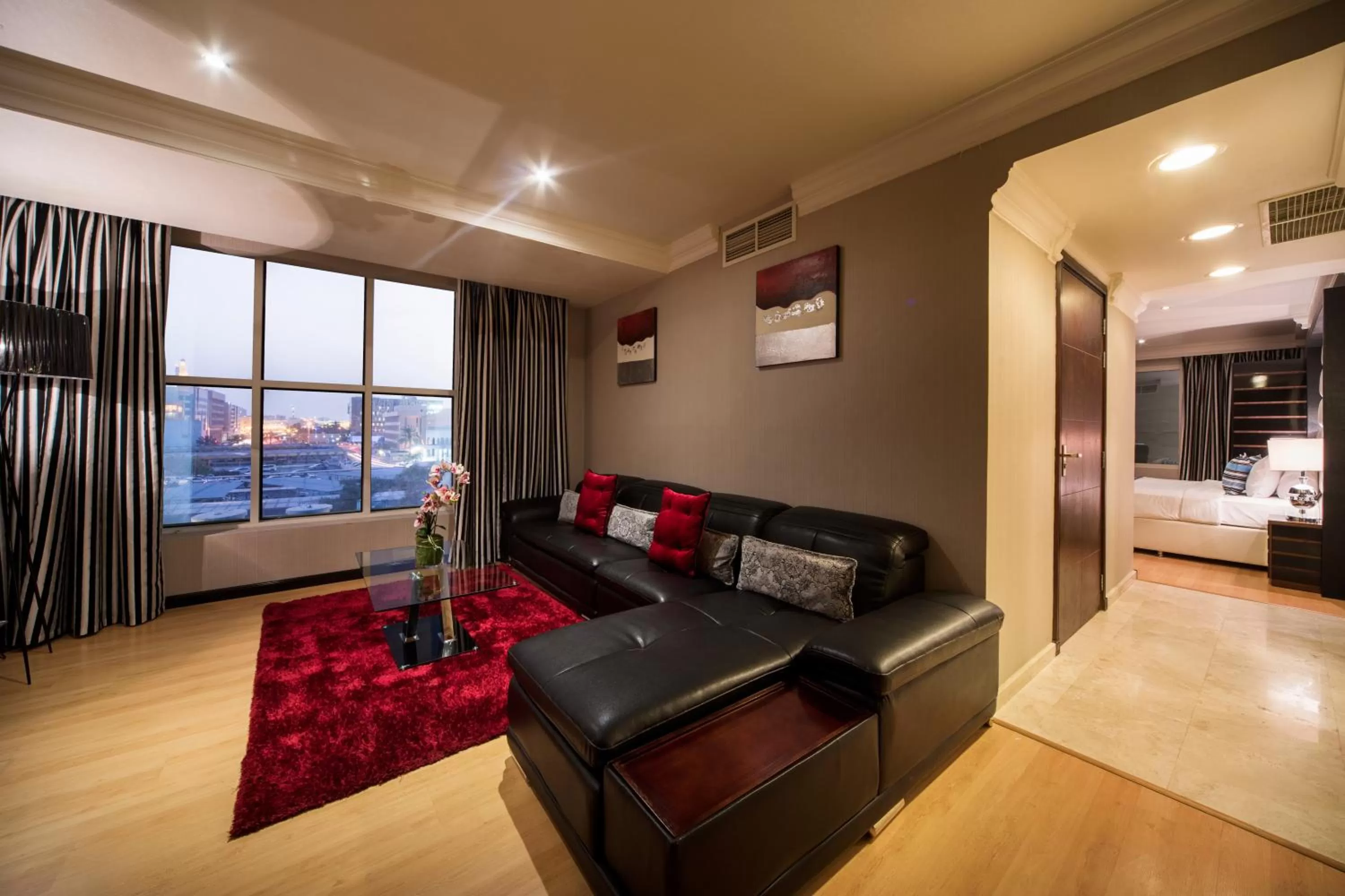 Living room, Bed in Best Western Plus Doha