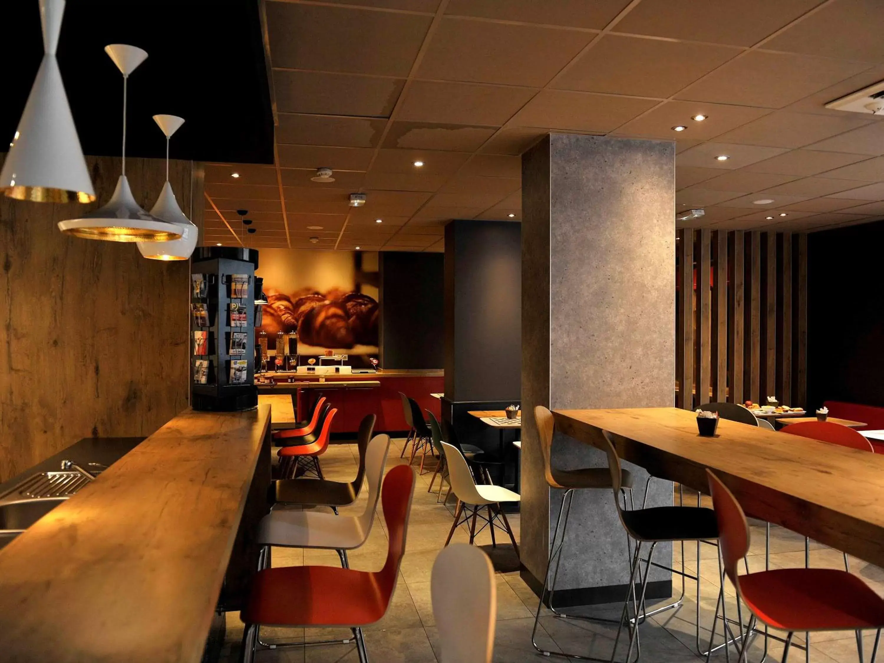 Restaurant/Places to Eat in ibis Lyon Centre