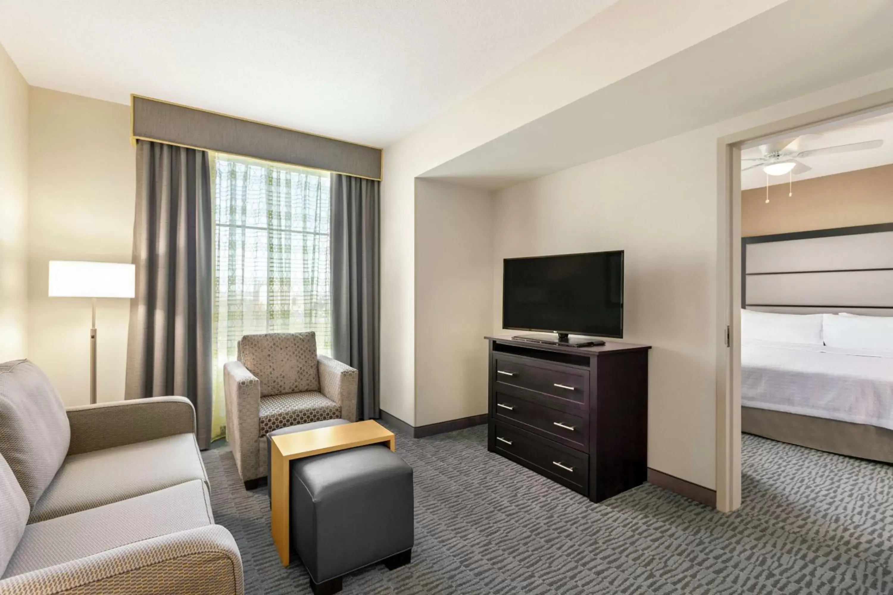 Bedroom, Seating Area in Homewood Suites by Hilton Frederick