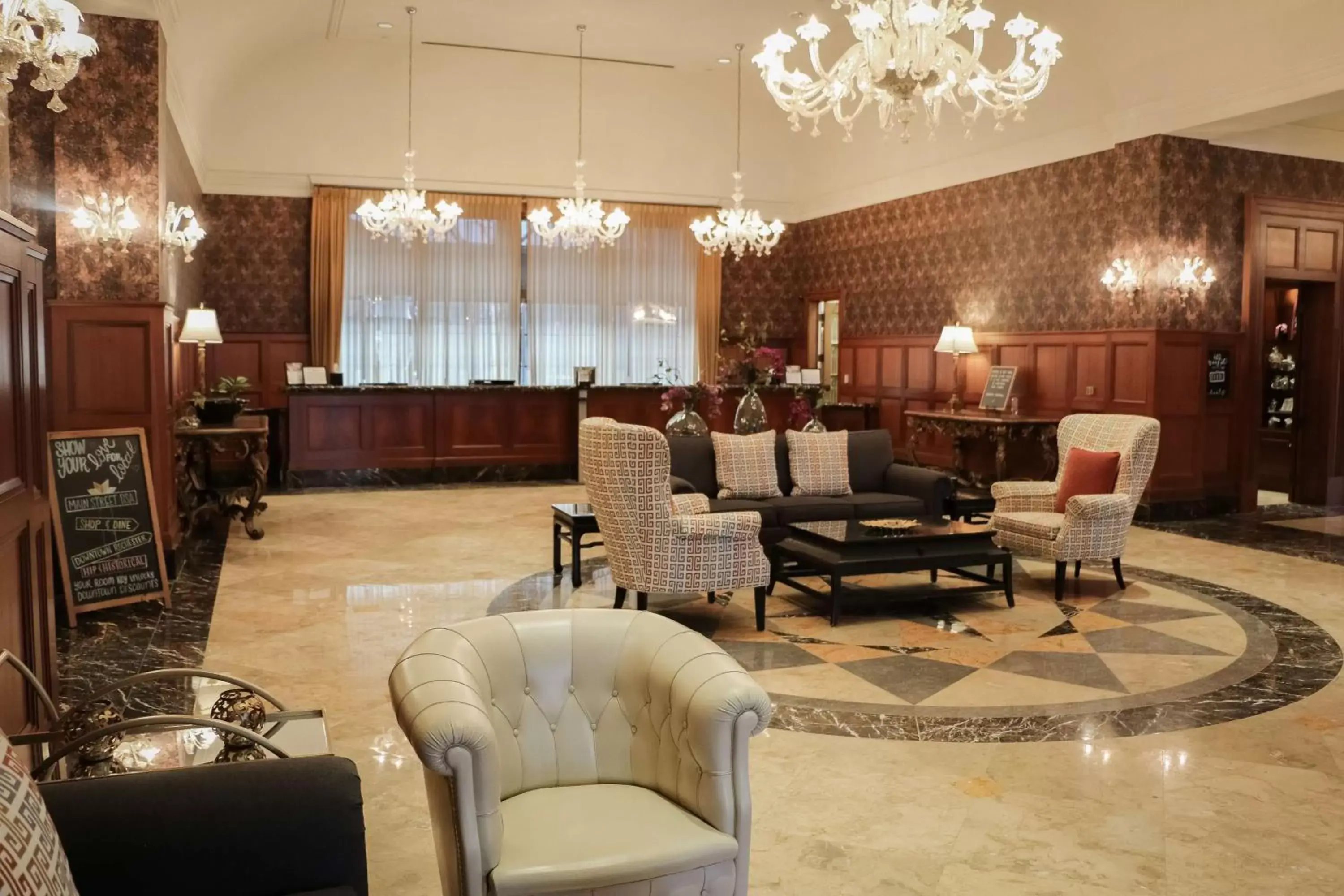 Lobby or reception in Royal Park Hotel