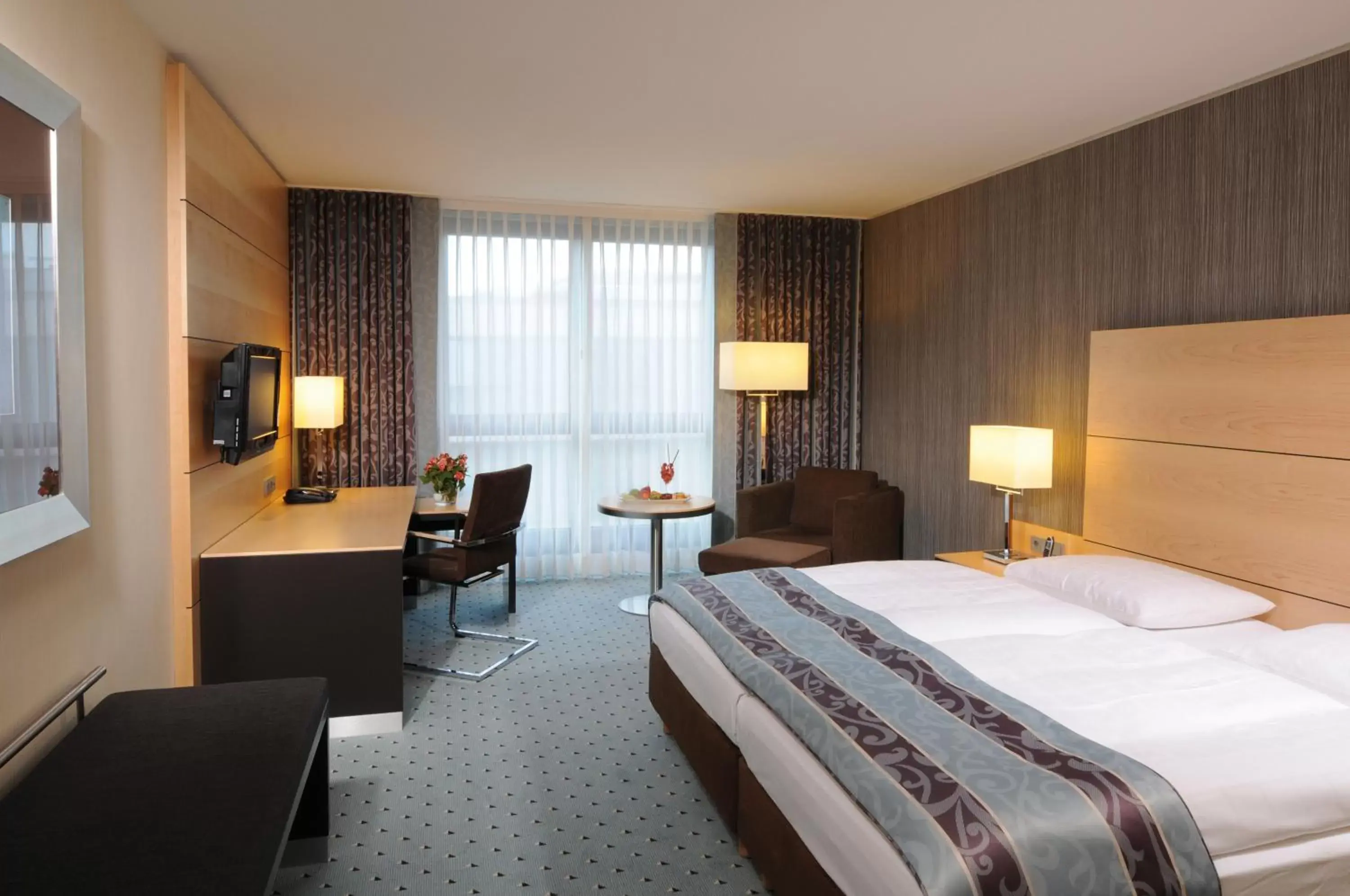 Photo of the whole room in Maritim Hotel Düsseldorf