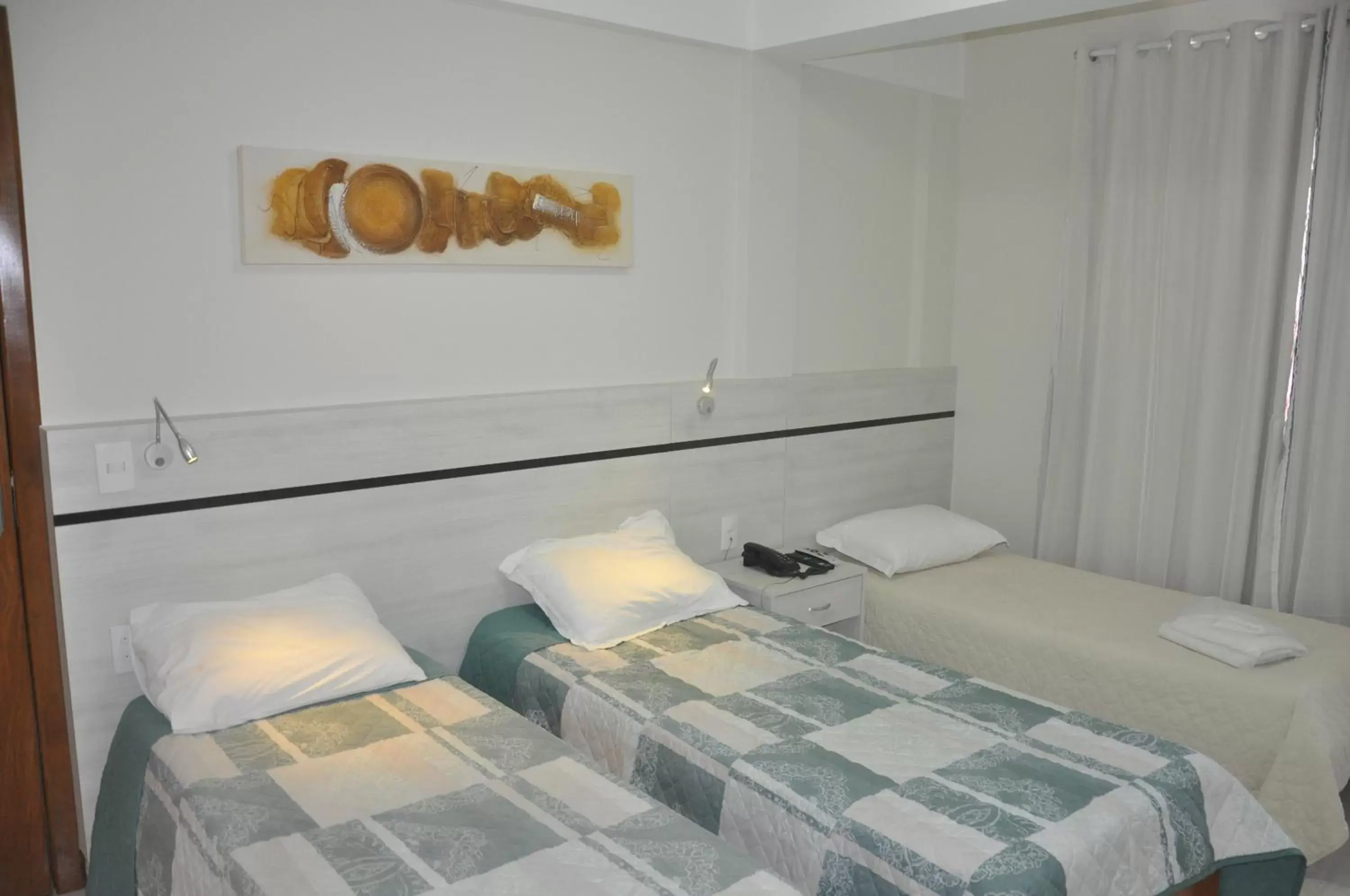 Bed in Hotel Raio de Sol Bed in Hotel Raio de Sol