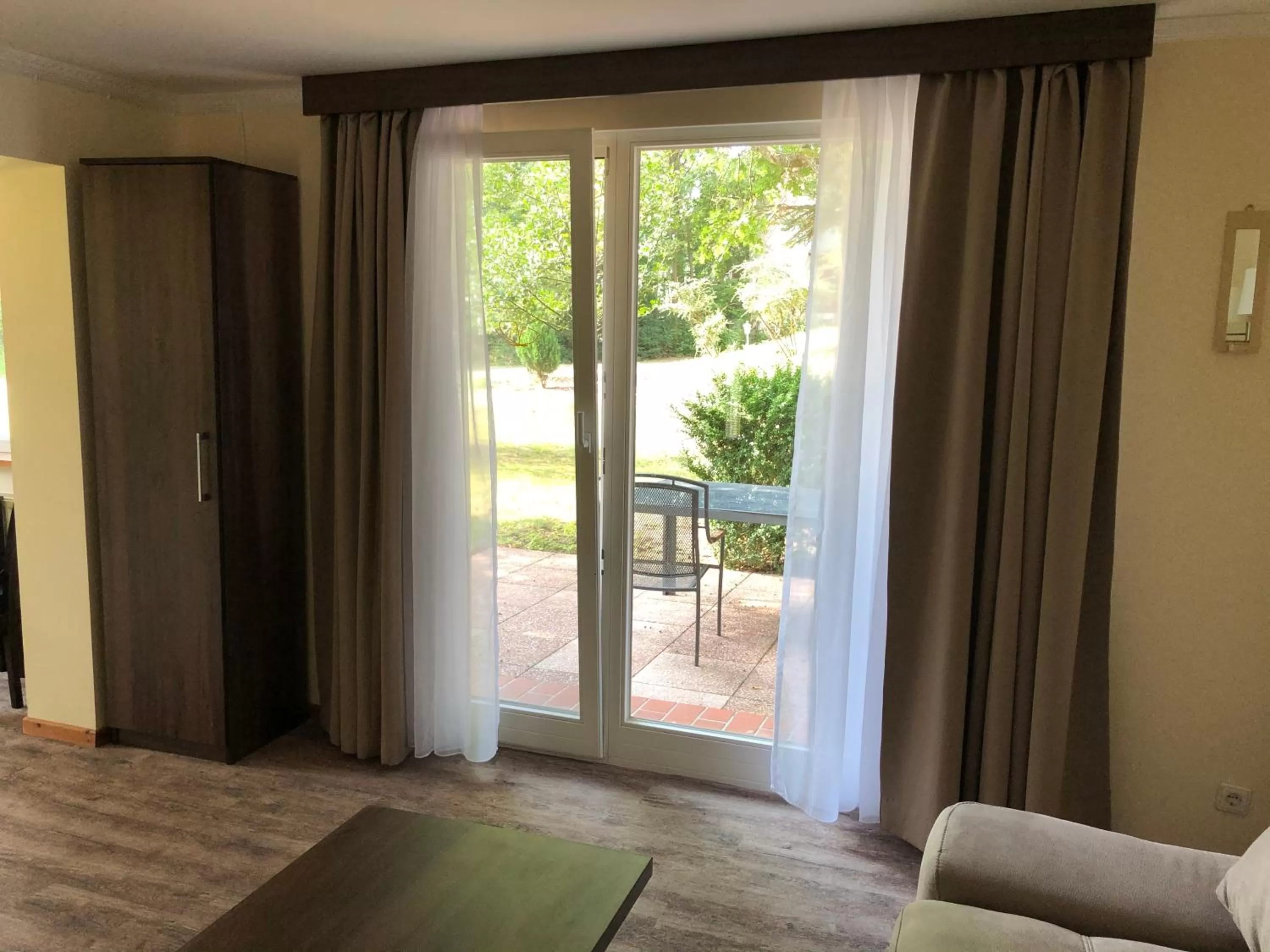 Balcony/Terrace, Bed in Hotel Zur Heidschnucke - Spa & Nature Resort