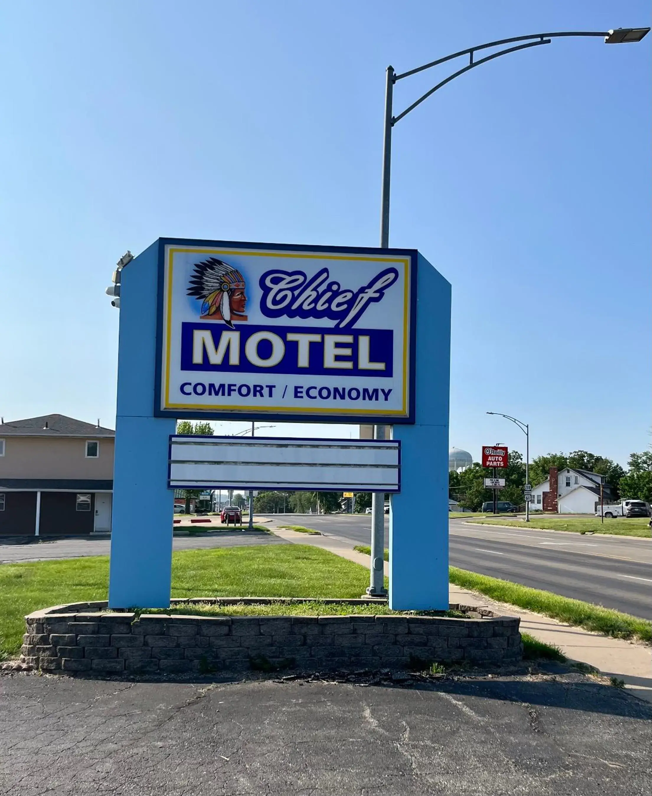 Property Logo/Sign in Chief Motel