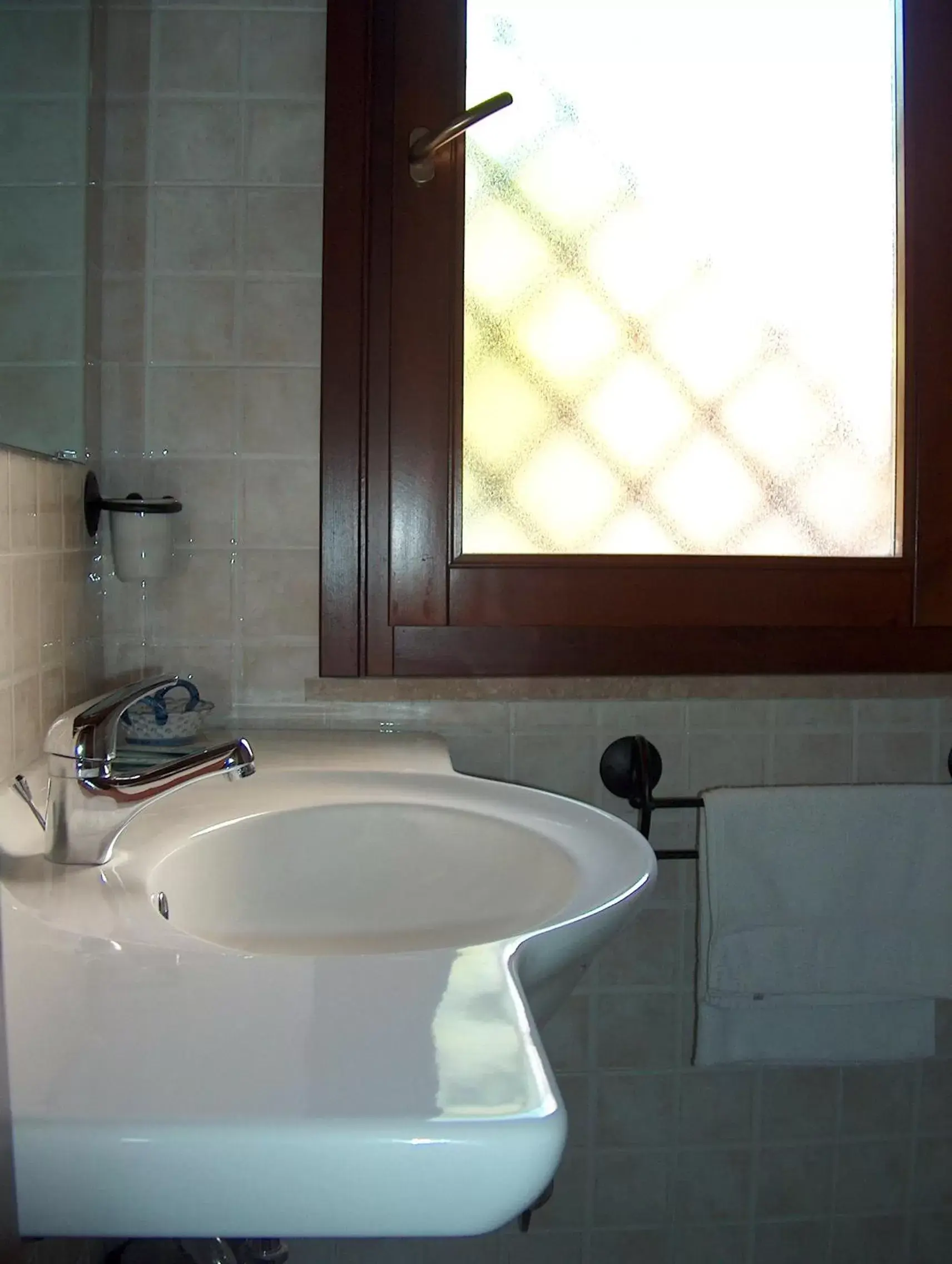 Day, Bathroom in Guest House Il Giardino Segreto