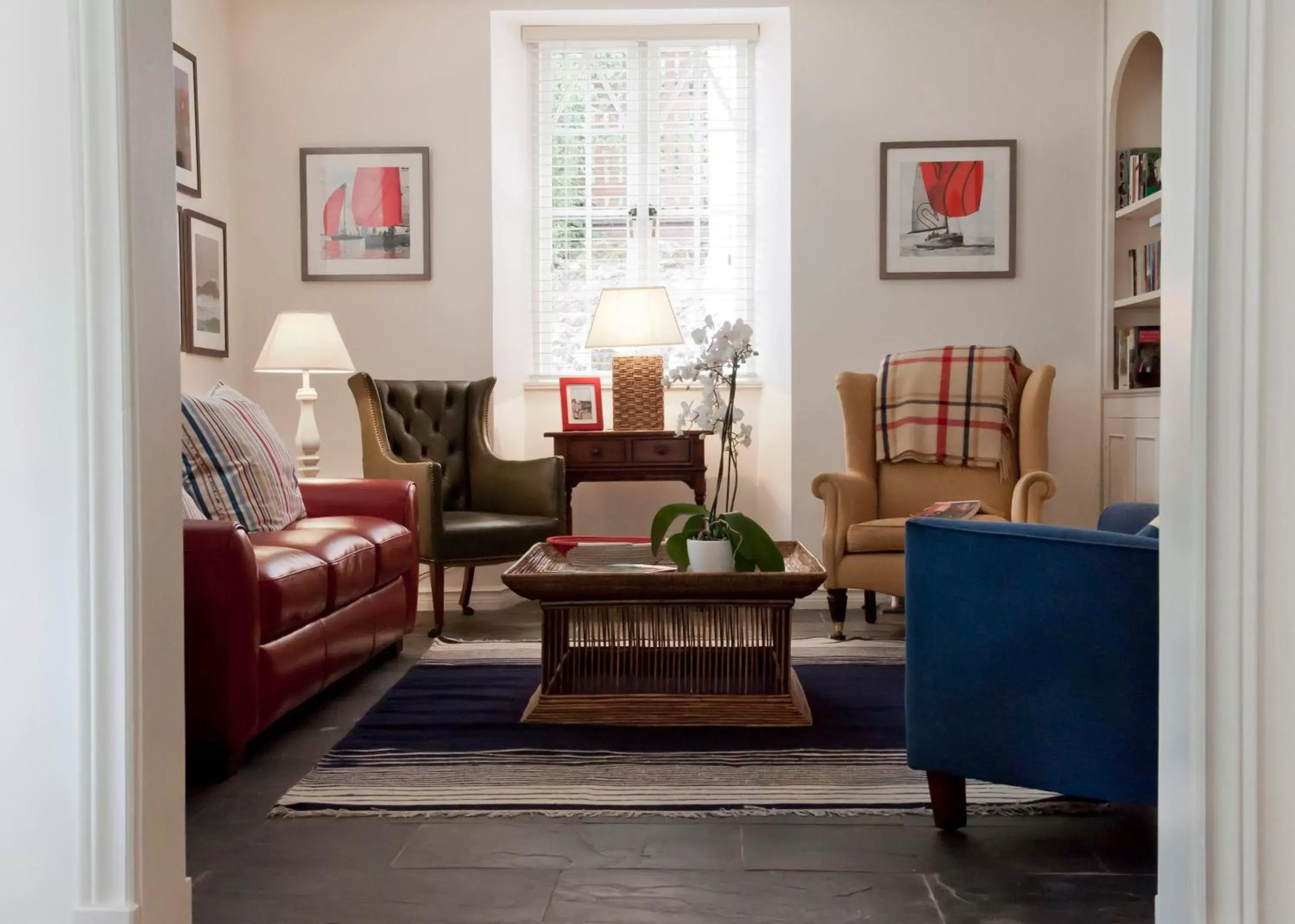 Living room, Seating Area in Cary Arms & Spa